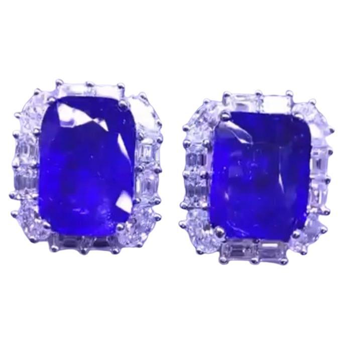 Amazing 18 Carats of Ceylon Sapphires and Diamonds on Earrings For Sale