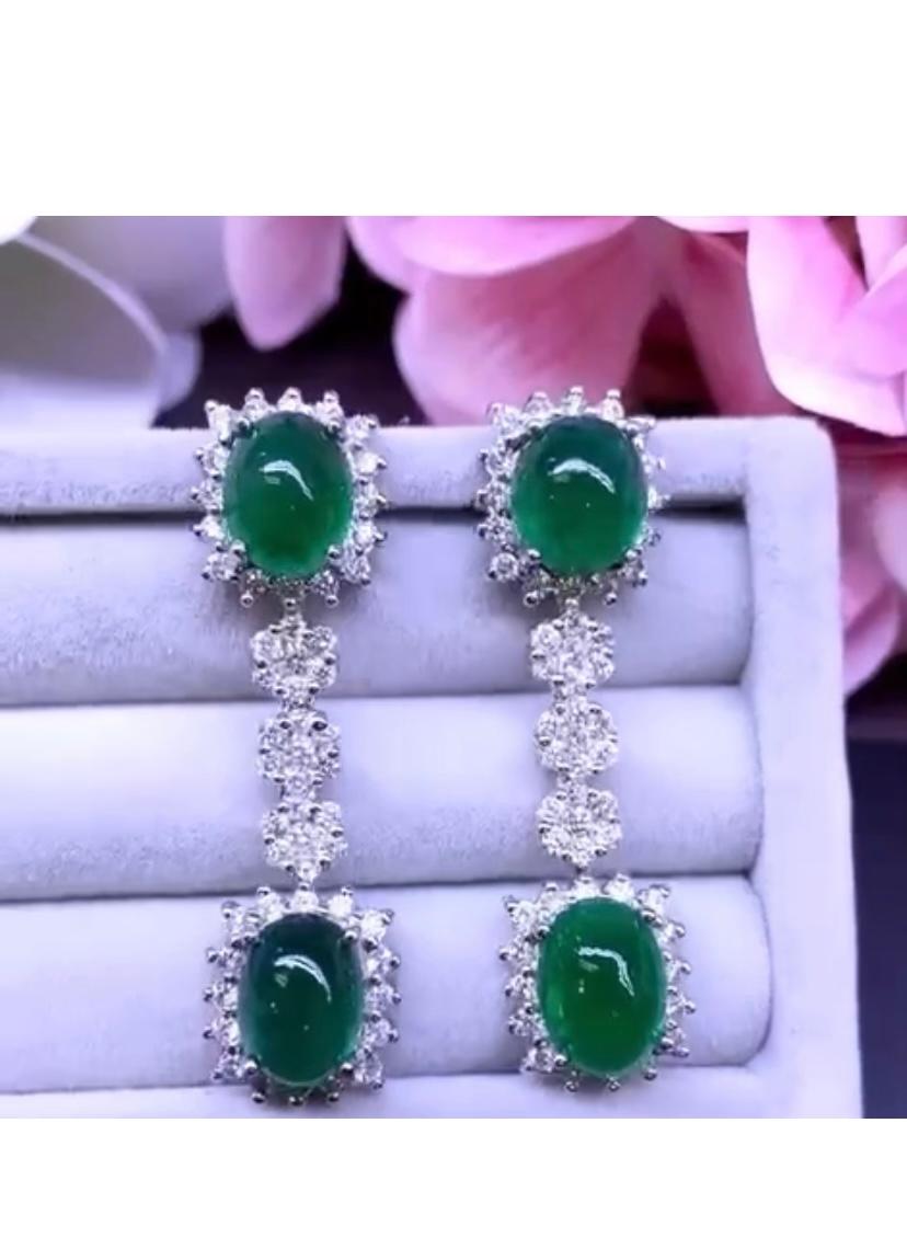 Amazing 18.88 carats of Zambia emeralds and diamonds on earrings  In New Condition For Sale In Massafra, IT