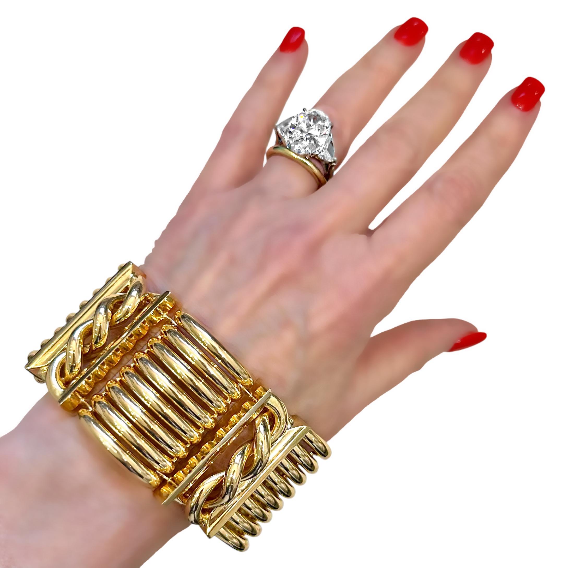 Magnifique or jaune 18 carats, période rétro 1  Bracelet de 1/2 pouces de large en vente 5