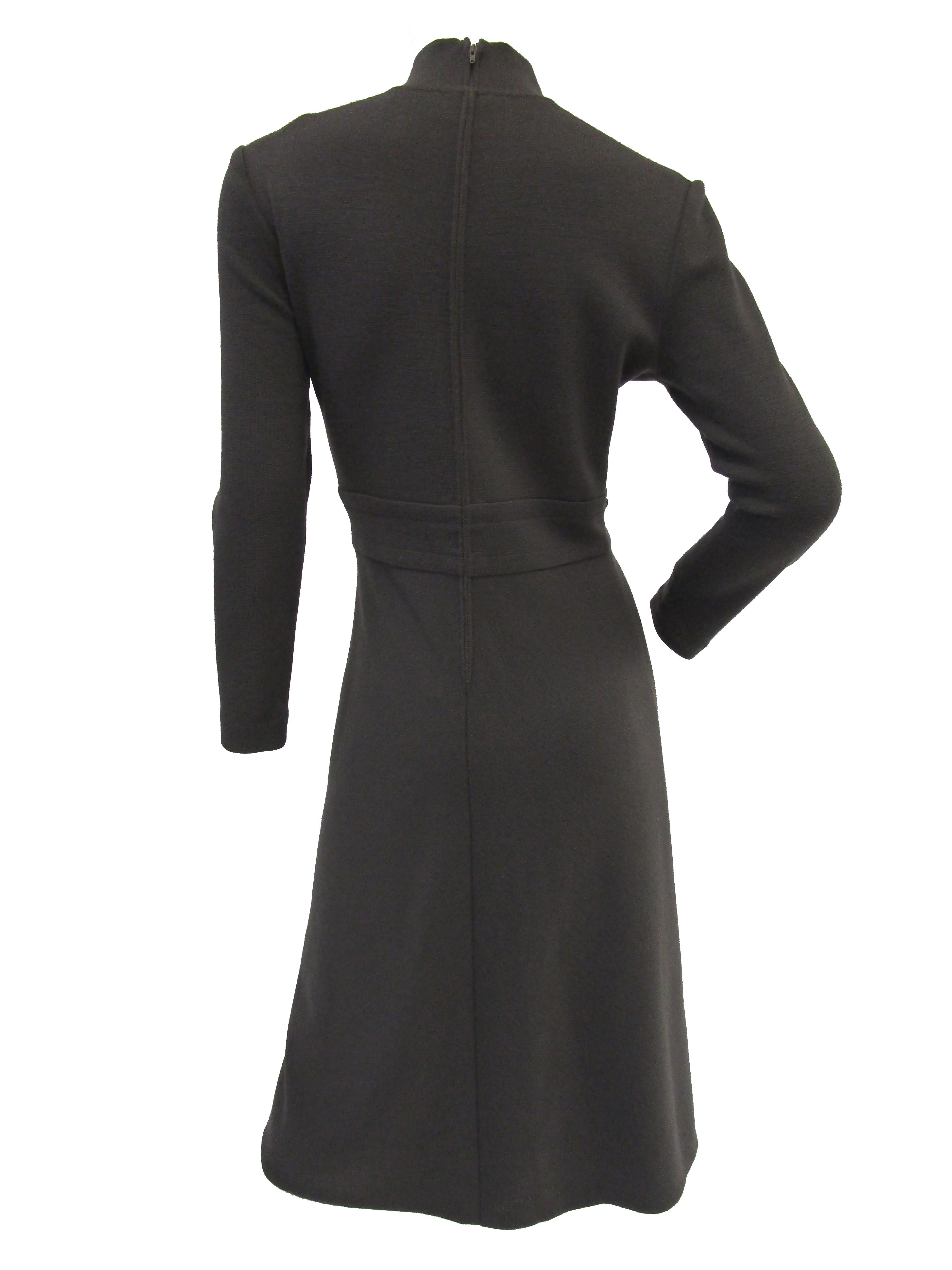 Amazing 1960s Cisa of Italy Grey Mod Dress & Cape Ensemble  In Excellent Condition For Sale In Houston, TX