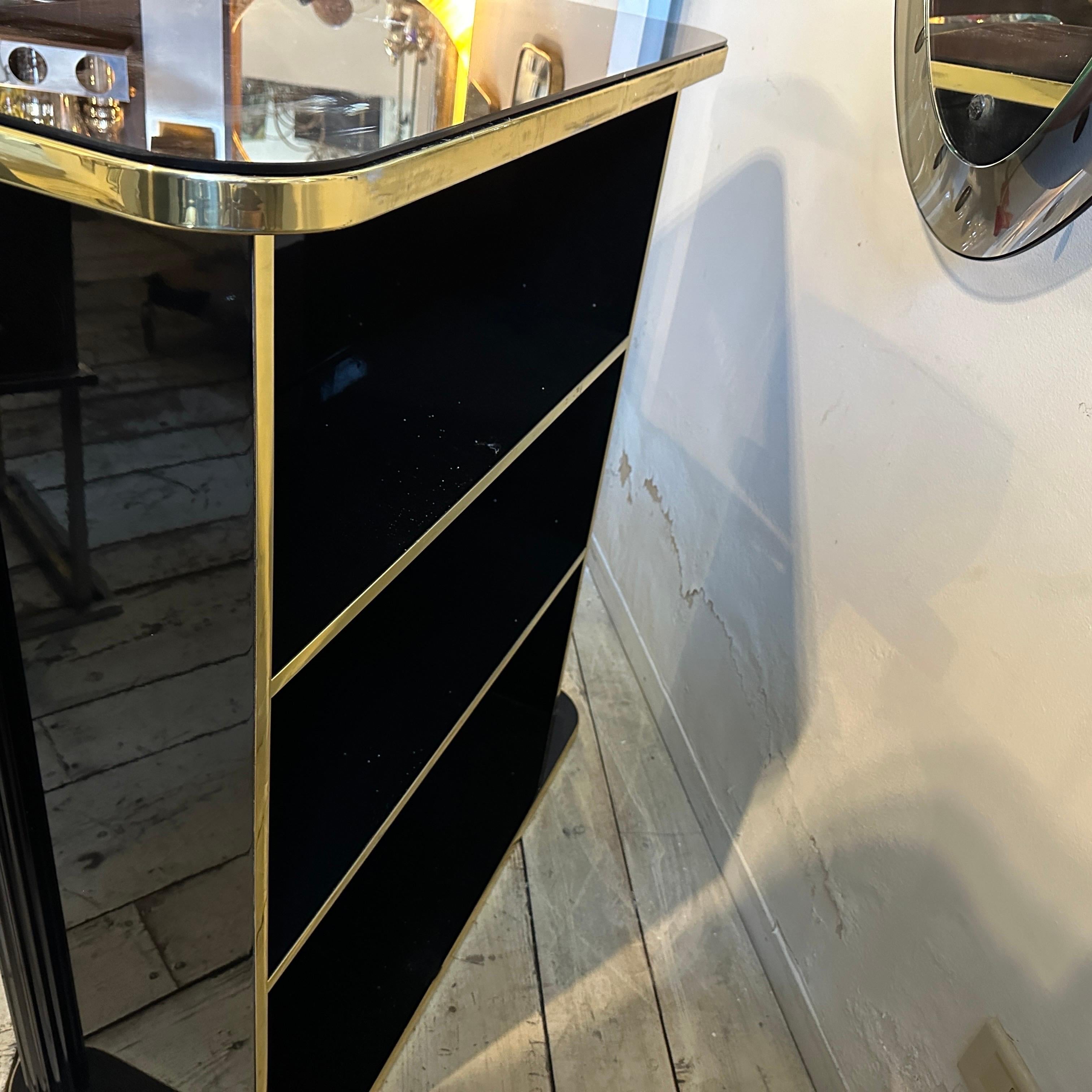 Amazing 1960s Mid-Century Modern Italian Bar Cabinet and Stools 10