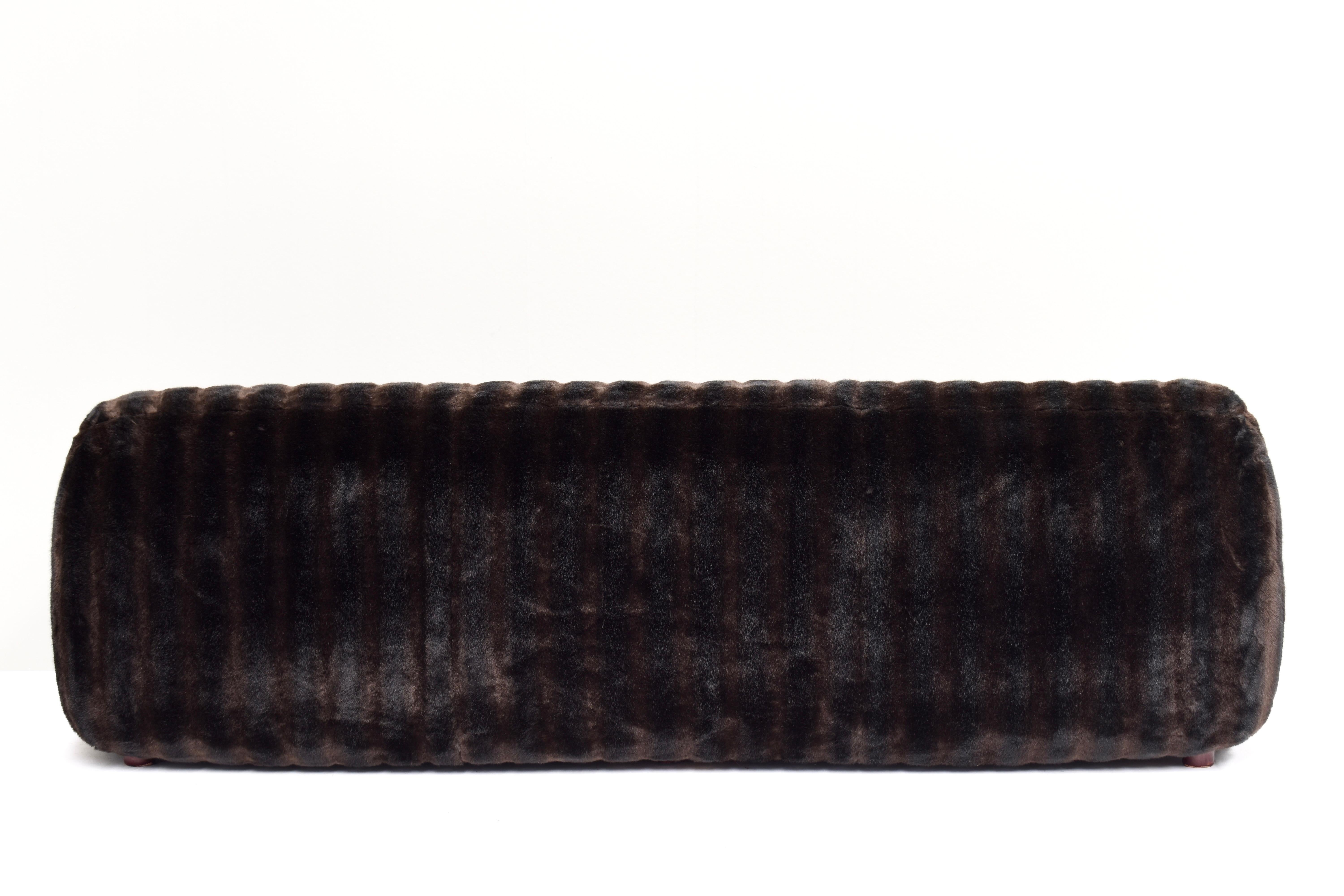 Amazing 1970's Italian Sofa in Original Vintage Faux Fur, Italy, circa 1970 1