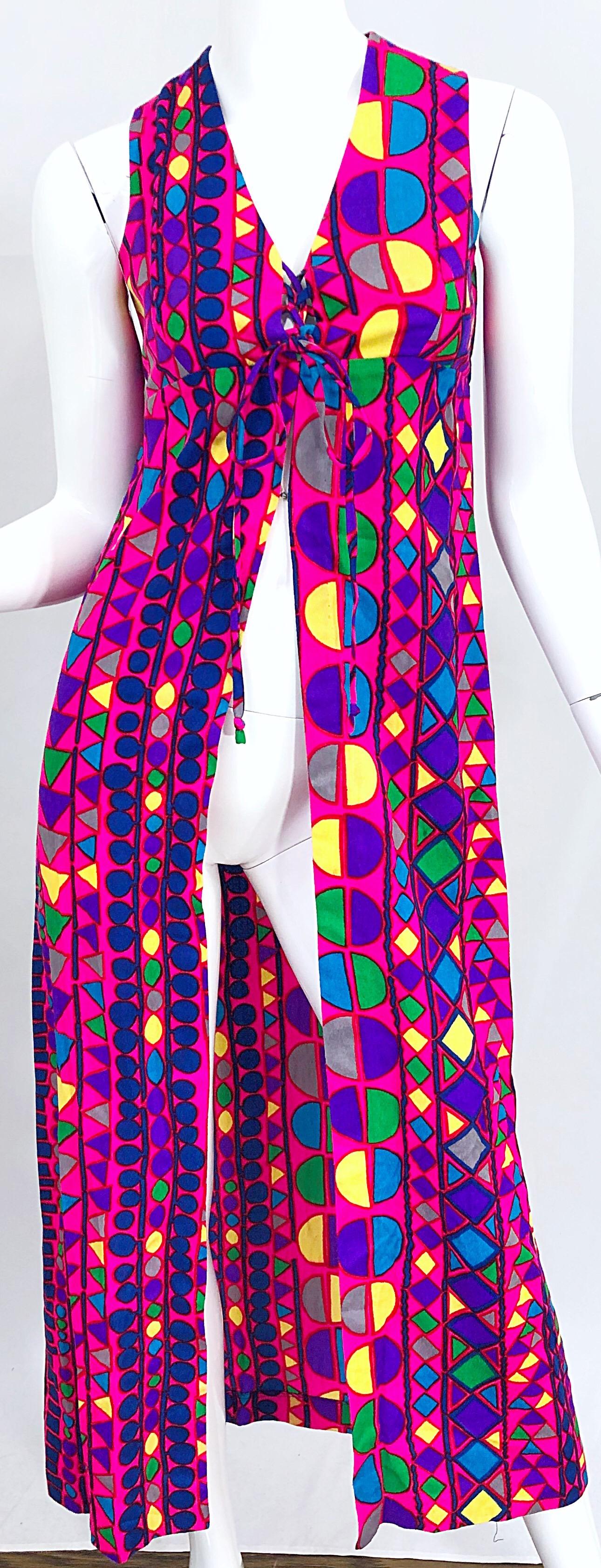Amazing 1970s Joseph Magnin Vibrant Colorful Abstract Mosaic Vest 70s Maxi Dress For Sale 4