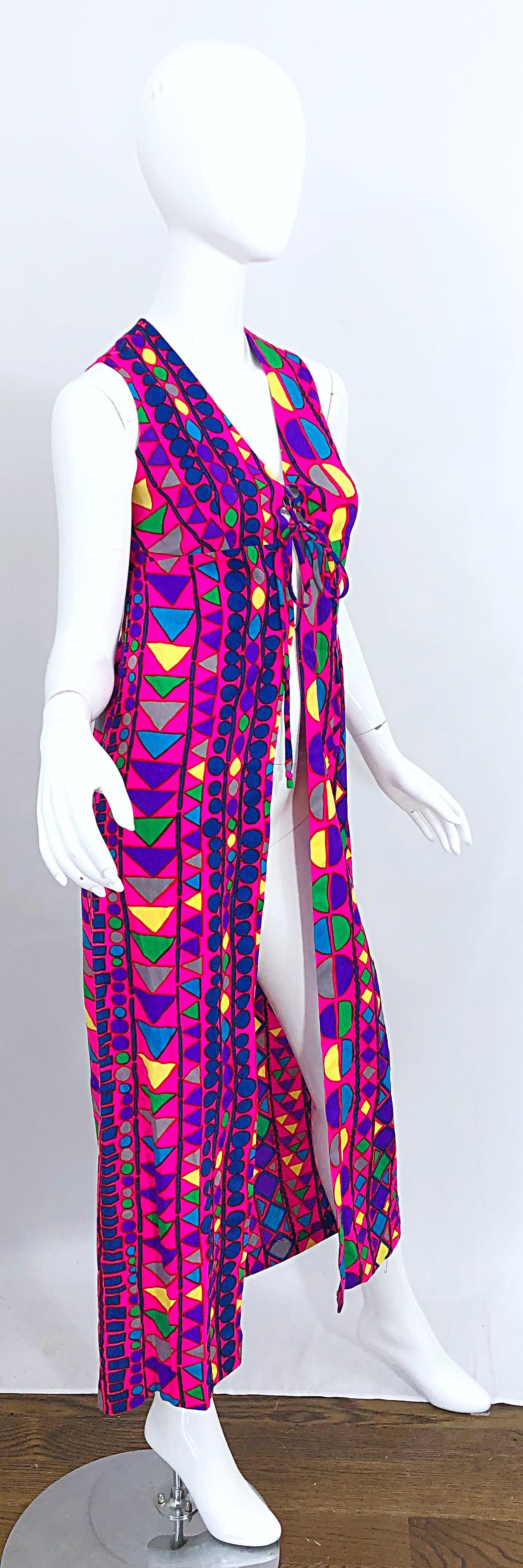 Amazing 1970s Joseph Magnin Vibrant Colorful Abstract Mosaic Vest 70s Maxi Dress For Sale 7