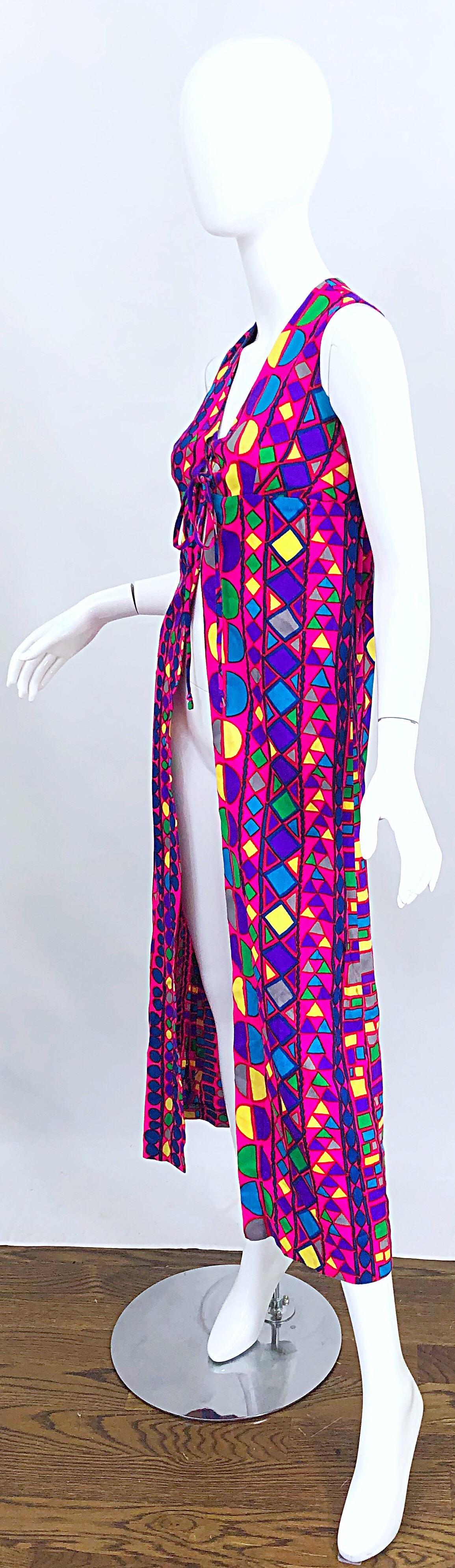 Women's Amazing 1970s Joseph Magnin Vibrant Colorful Abstract Mosaic Vest 70s Maxi Dress For Sale