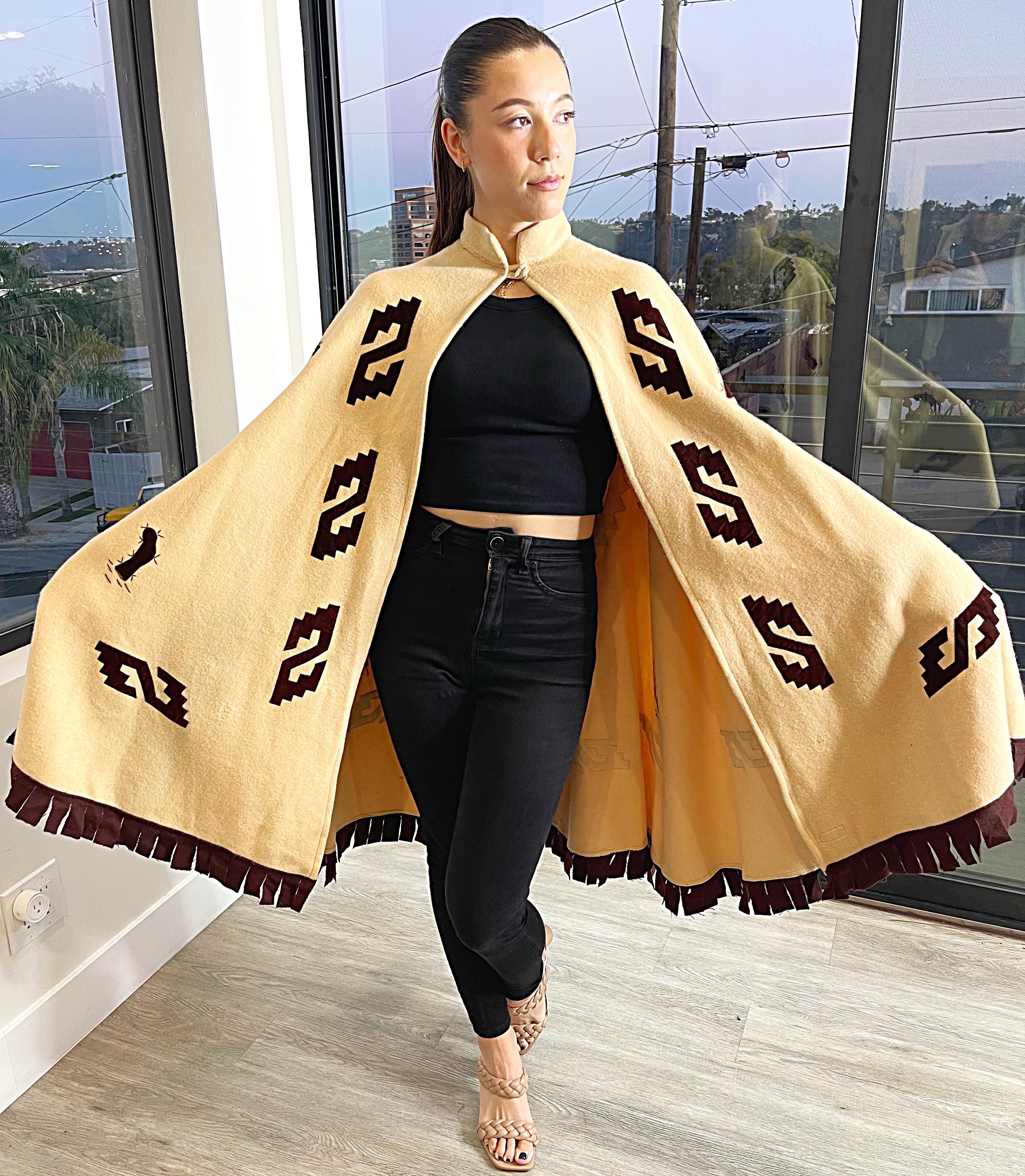 Amazing 1970s Plumita Mexican Cactus Themed Wool Velvet Tan Brown 70s Cape  For Sale 6