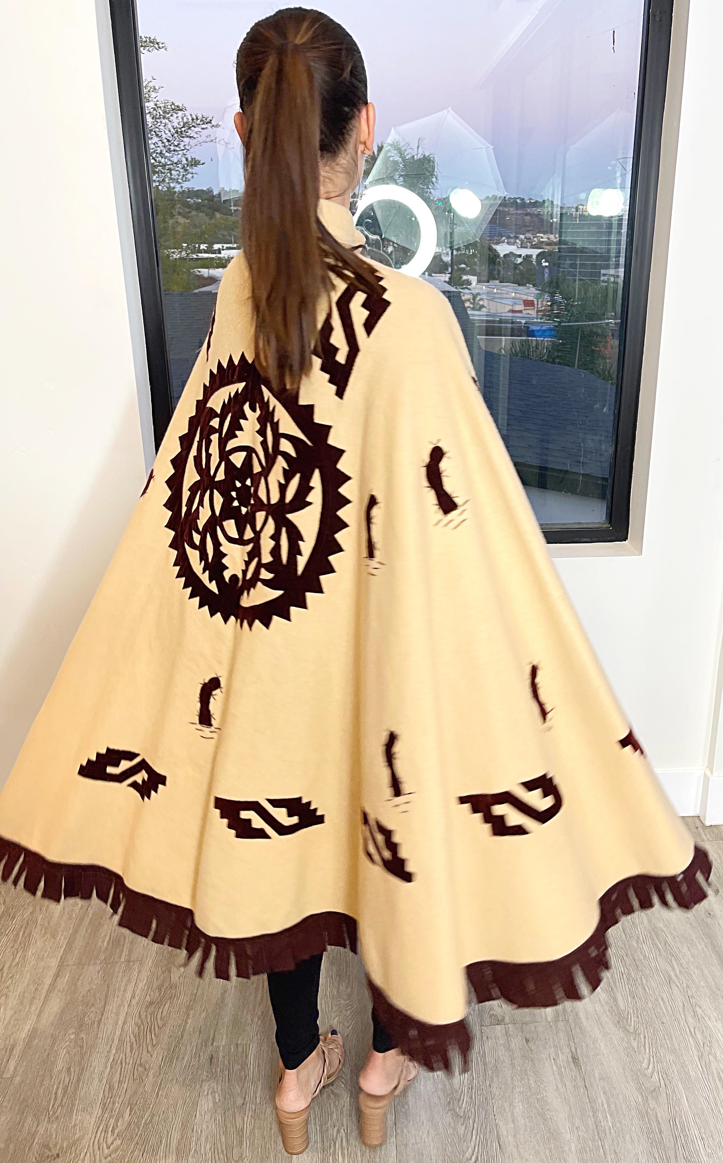 Amazing 1970s Plumita Mexican Cactus Themed Wool Velvet Tan Brown 70s Cape  For Sale 1