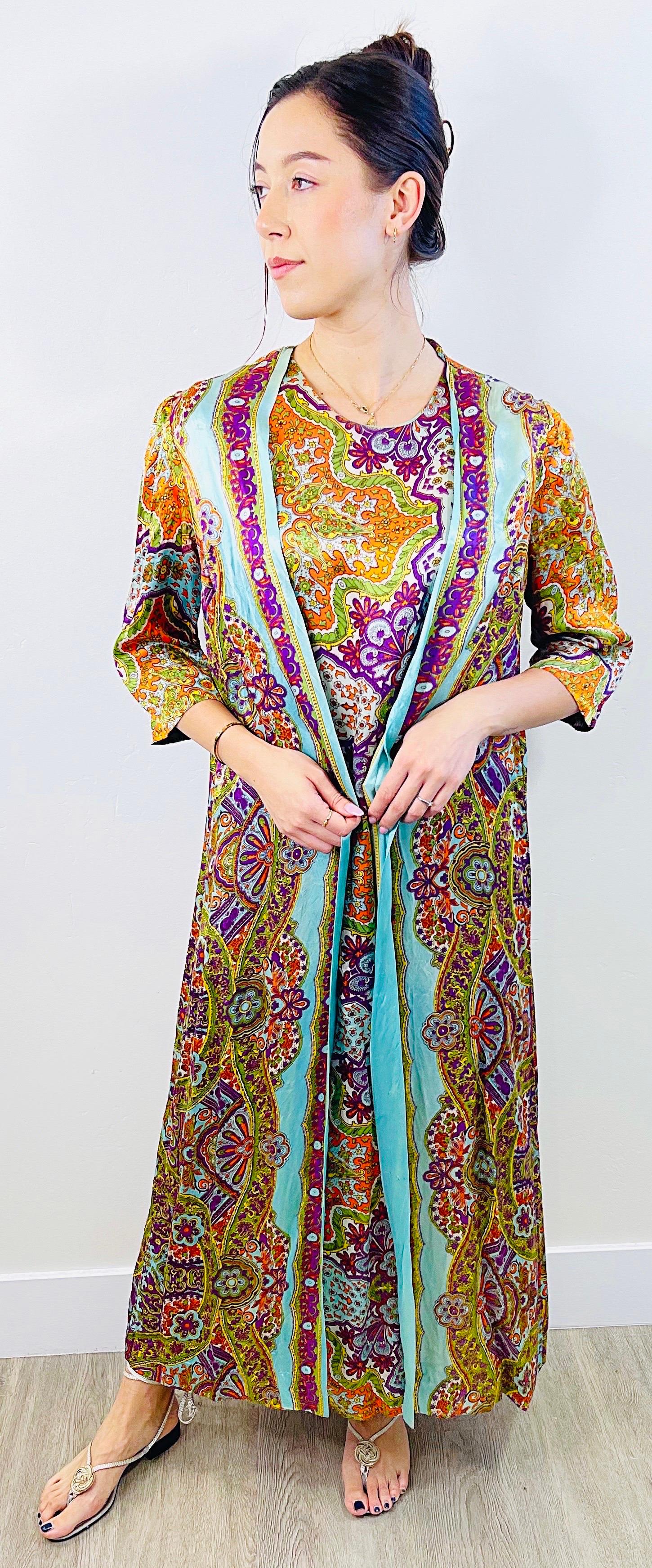 Amazing 1970s Roberta Lynn Paisley Caftan Vintage 70s Kaftan Maxi Dress For Sale 11