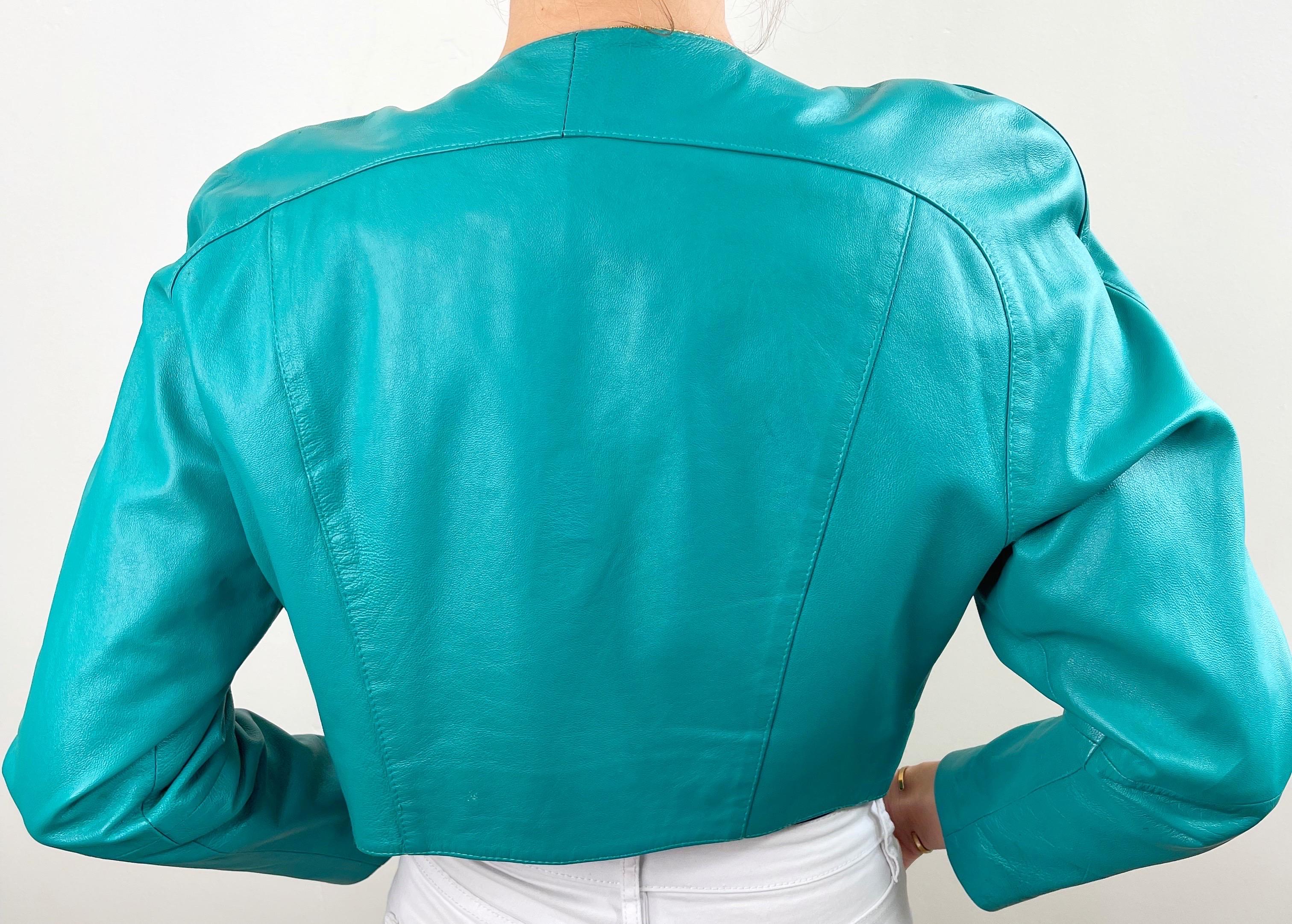 Amazing 1980s Teal Turquoise Leather Vintage 80s Cropped Bolero Jacket Medium For Sale 5