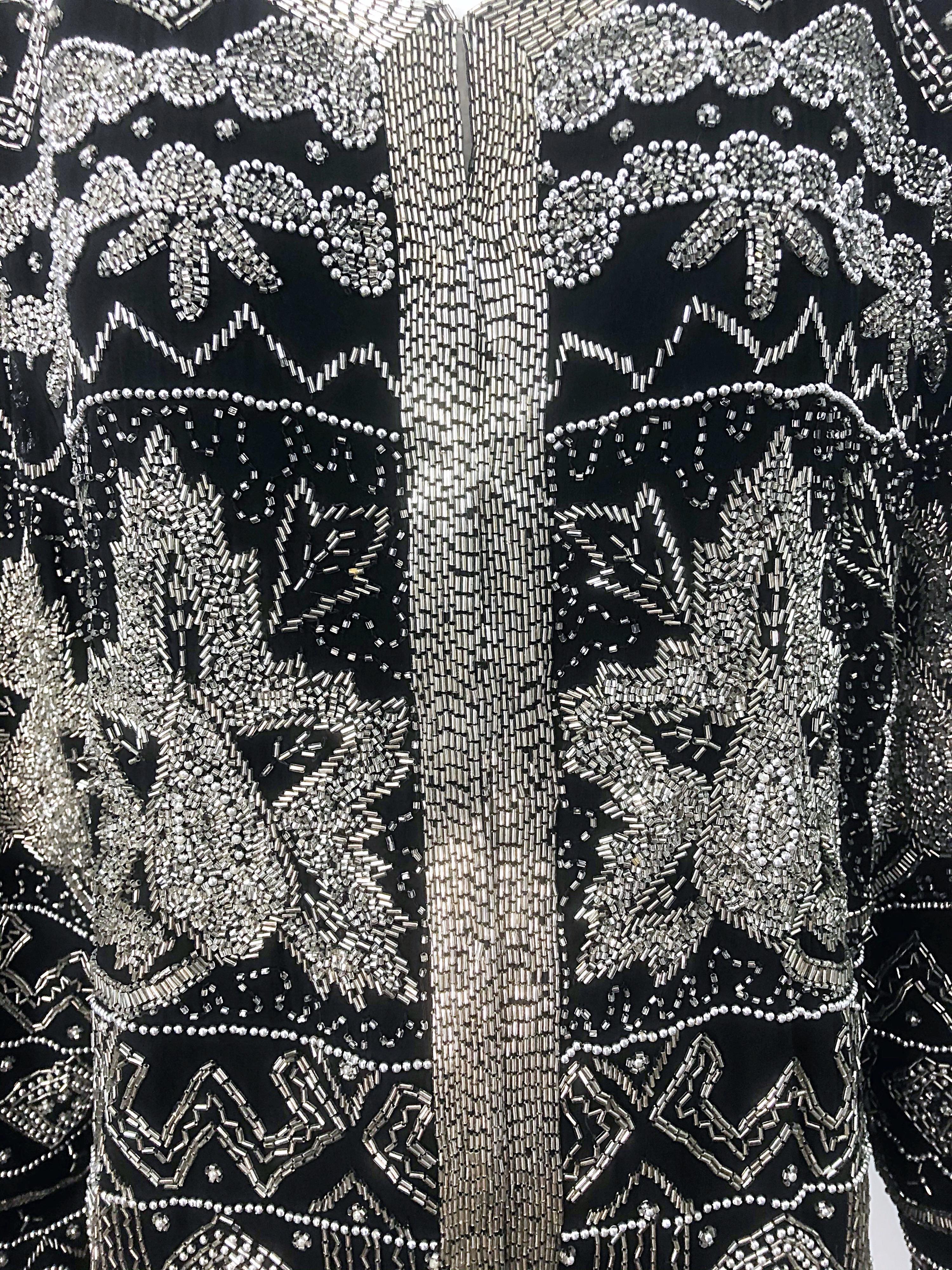 Intricate 1990s Heavily Beaded 3XL Black Silver Sequined Vintage 90s Jacket Top In Excellent Condition For Sale In San Diego, CA