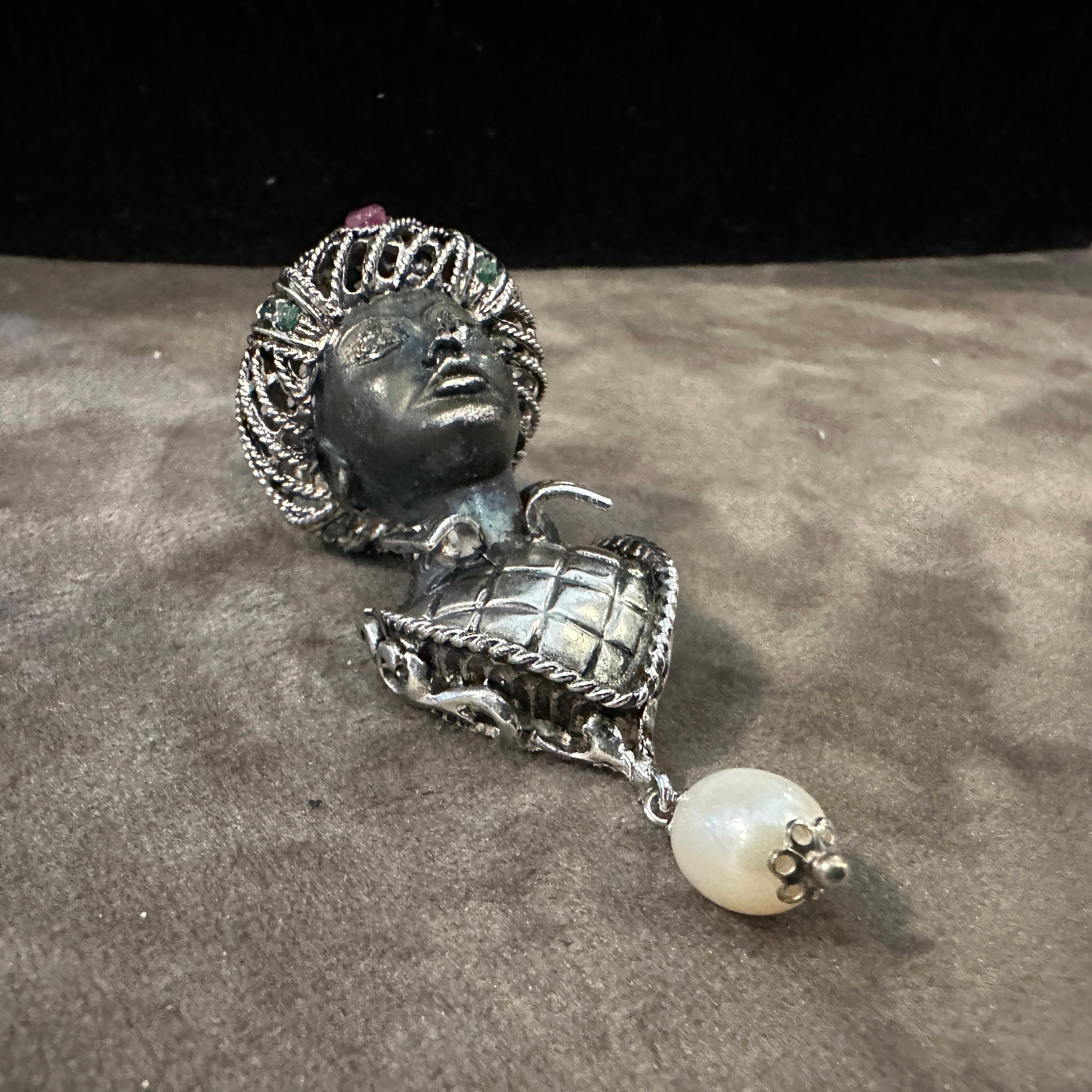 Amazing 1990s Sterling Silber und Edelsteine Italienisch Anhänger (Neobarock) im Angebot