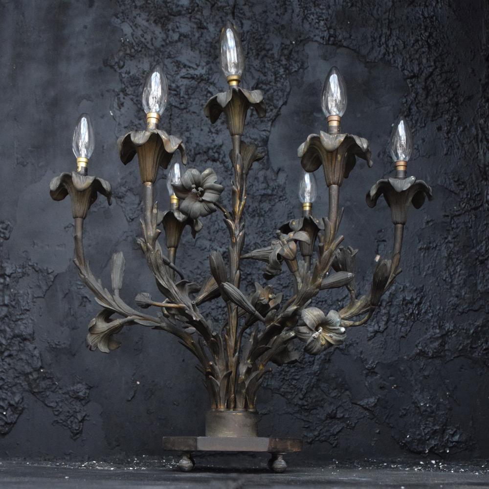 British Amazing 19th century bronze floral lamp 