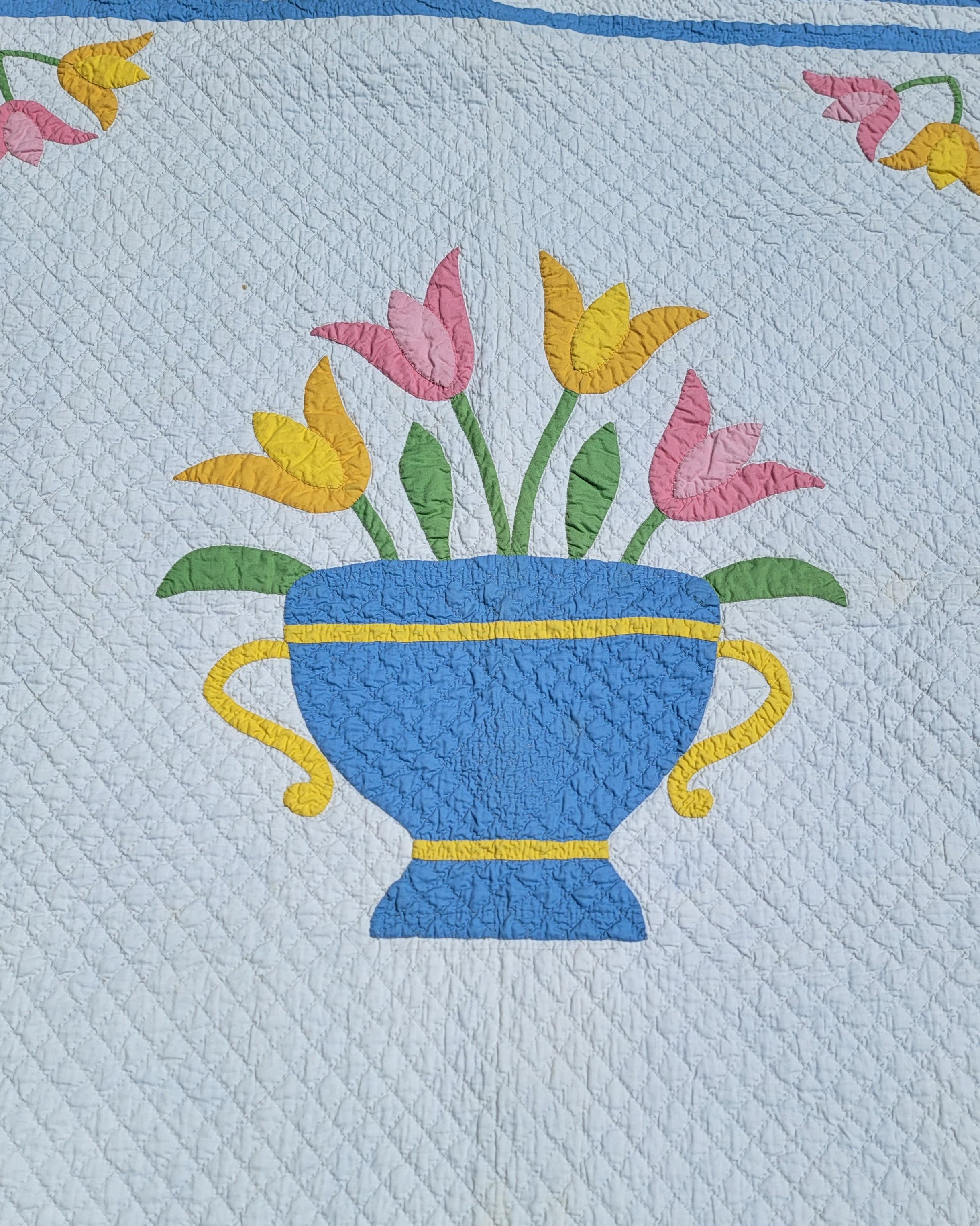 Cotone Incredibile pastello 20Thc  Trapunta con applique floreali in vendita