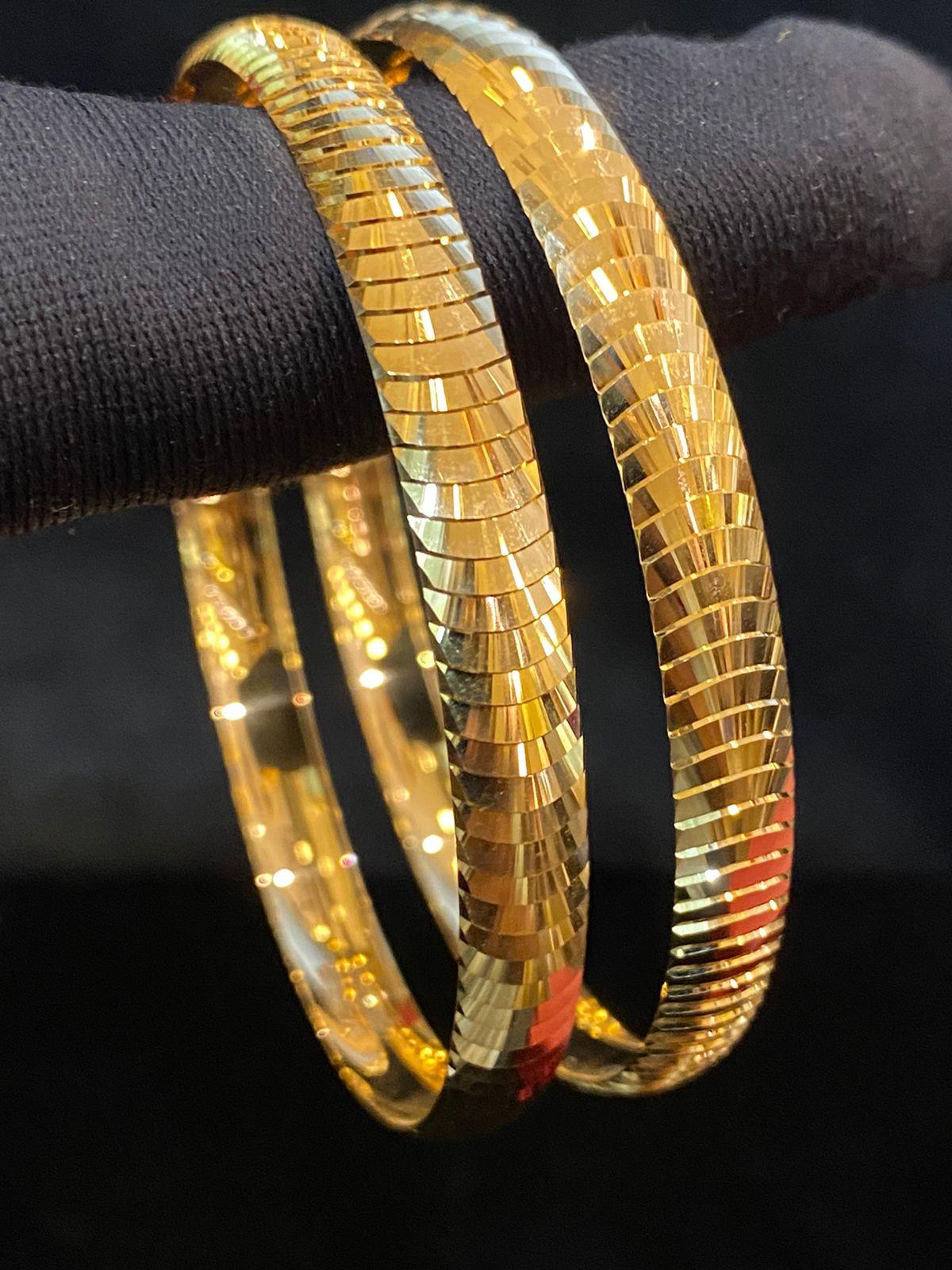 Incredibile bracciale in oro 22k In condizioni Nuovo in vendita a Massafra, IT