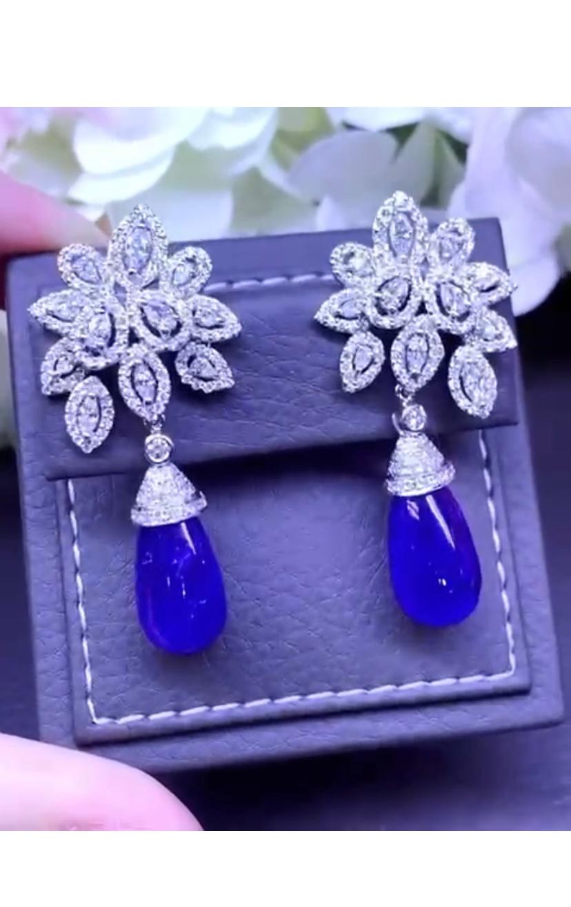 Women's Amazing 34, 18 Carats of Tanzanites and Diamonds on Earrings For Sale