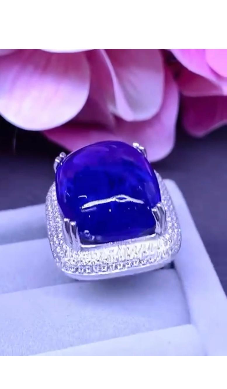 Contemporary AIG Certified 40 Carat Tanzanite Diamonds 18k Gold Ring  For Sale