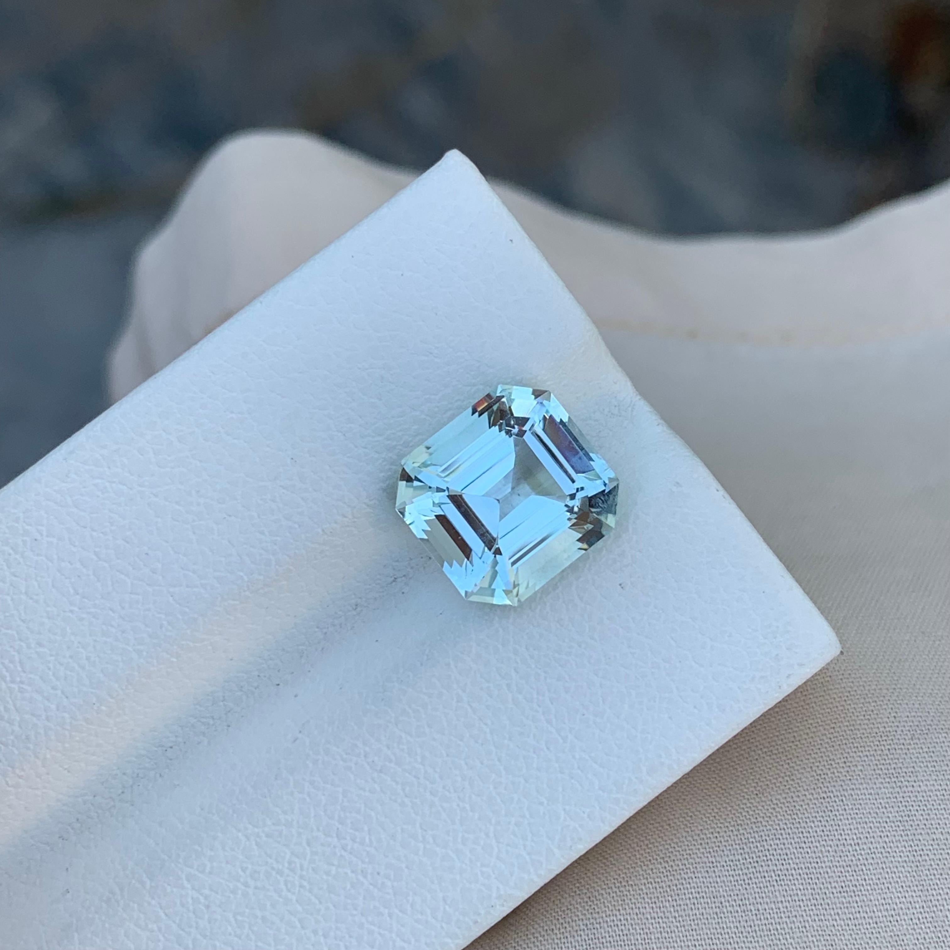 Amazing 4.15 Carats Natural Loose Unheated Aquamarine Asscher Cut Gem For Ring  For Sale 4
