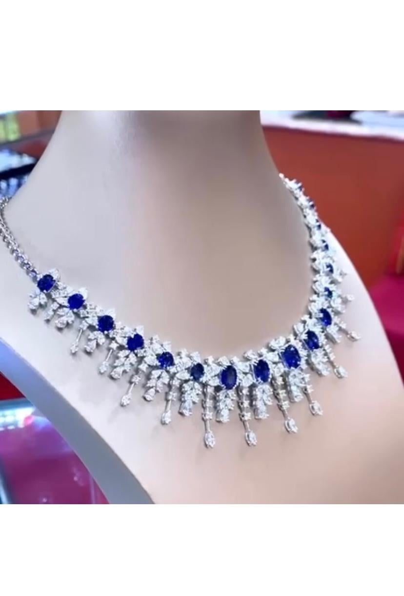 A very piece of art for this necklace in contemporary and romantic style , by Italian designer. So glamour and unique! Necklace is in 18k gold and come with 17 pieces of exceptional royal blue Ceylon sapphires, in oval cut, fine quality, of 24,30