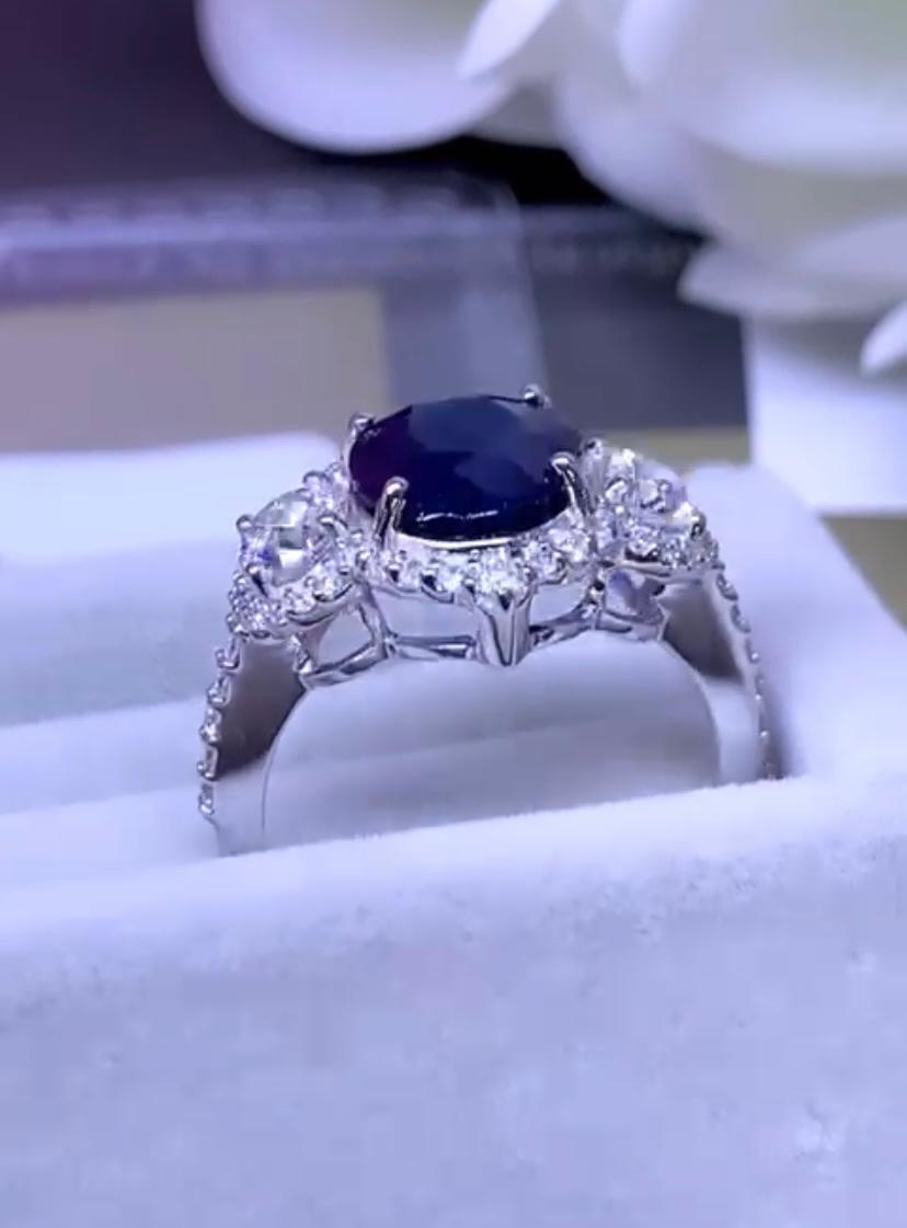 AIG Certified 3.70 Carats Ceylon Sapphire   GIA Diamonds 18K Gold Cocktail Ring  For Sale 1
