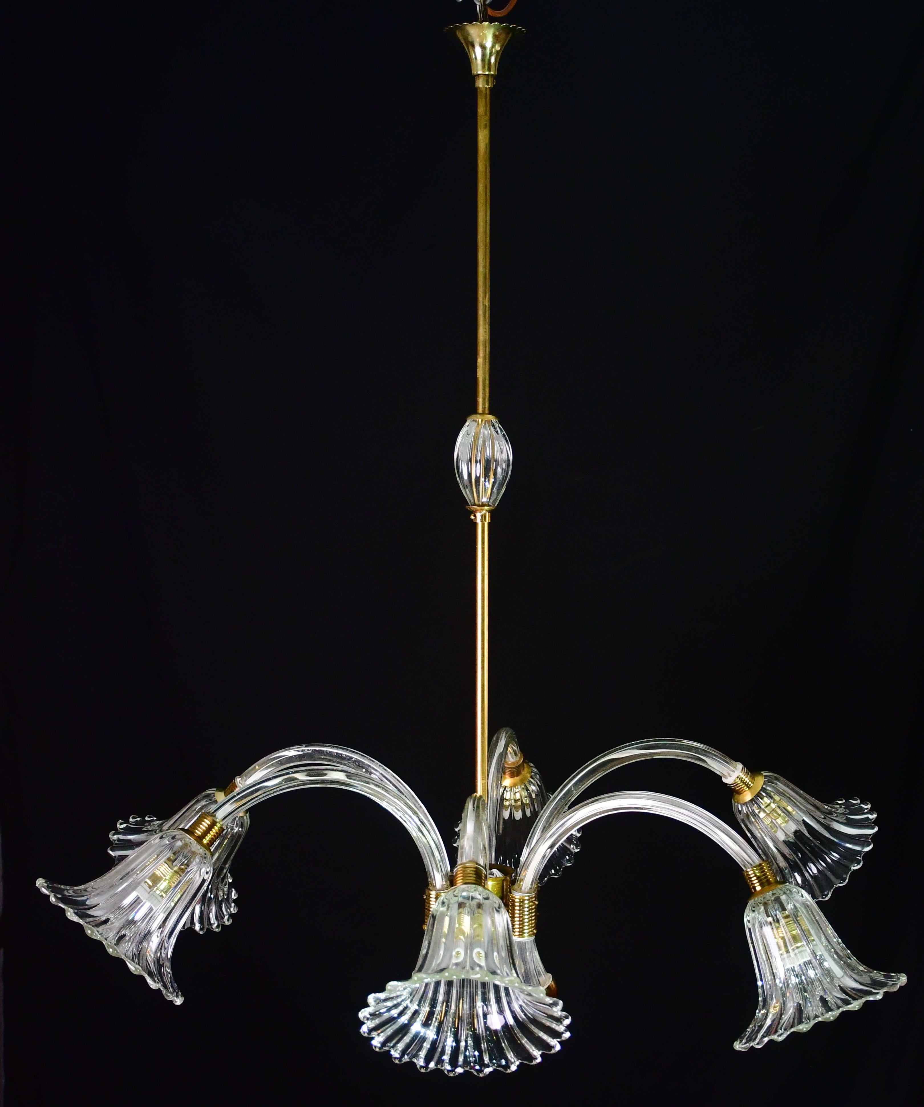 Metà XX secolo Incredibile lampadario a 6 luci Art Deco in vetro di Murano e ottone cromato di Barovier in vendita