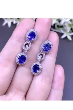 AIG Certified 5.00 Carats Ceylon Sapphire  1.10 Ct Diamonds 18K Gold Earrings
