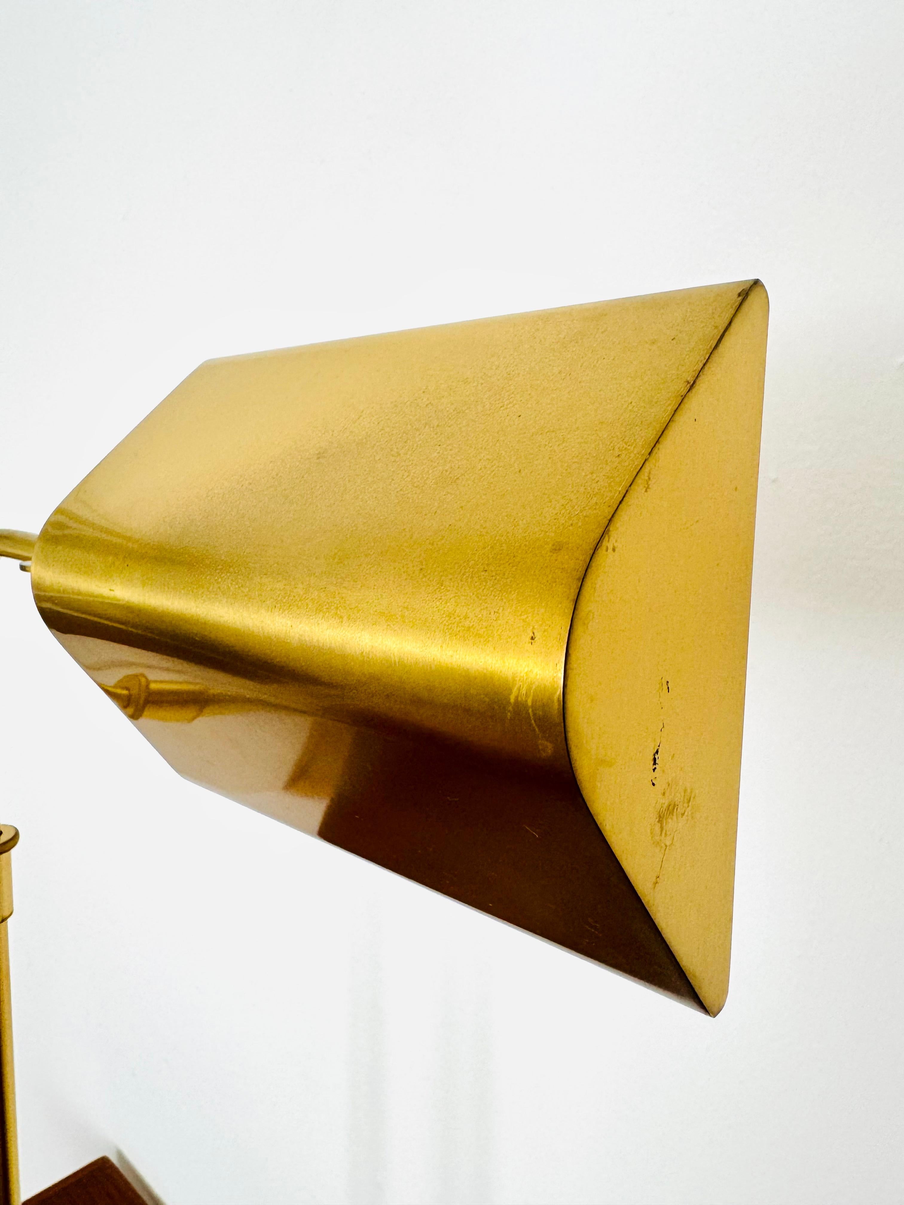 Metallo Incredibile lampada da terra ad arco regolabile di Florian Schulz in vendita
