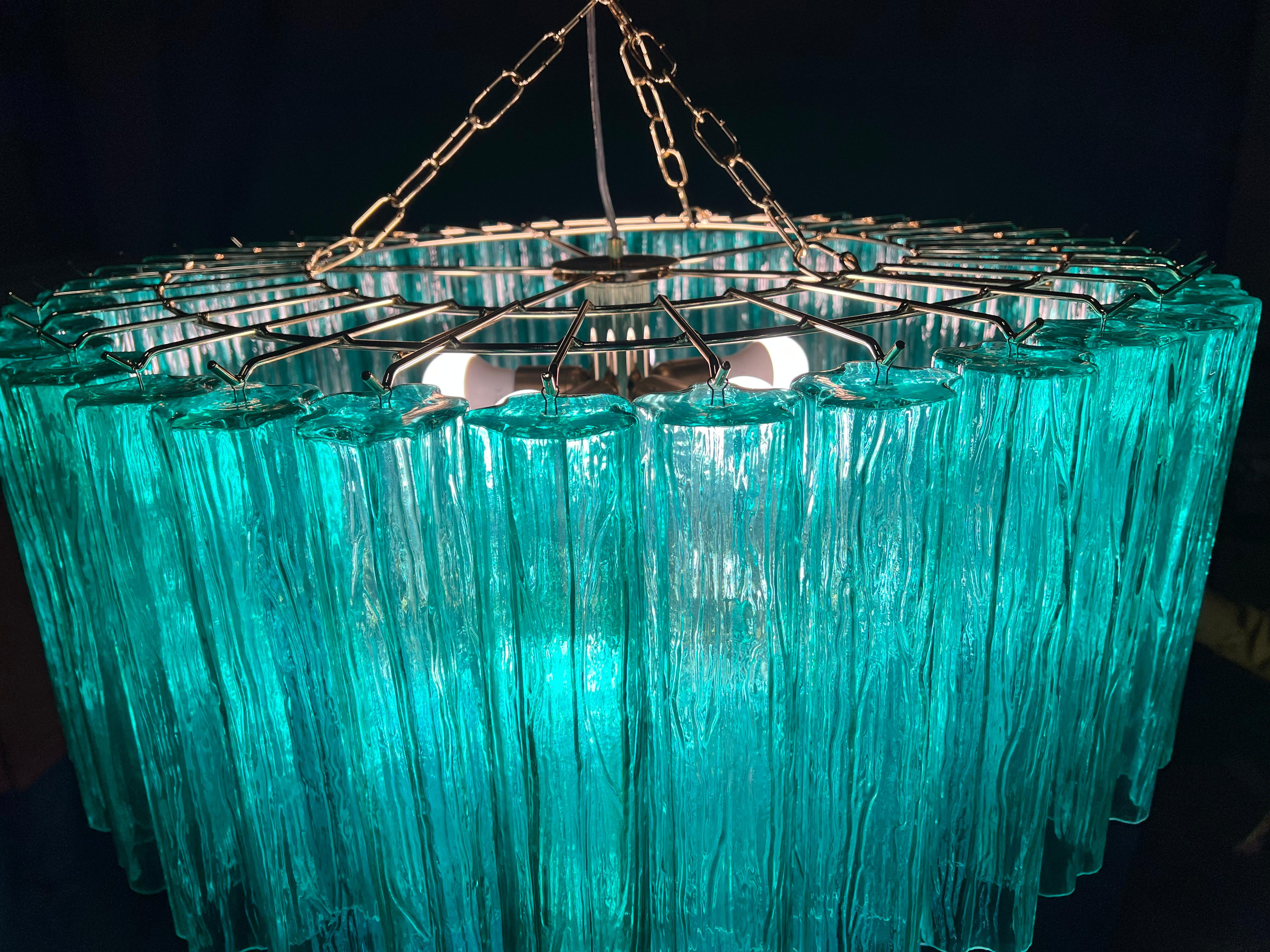 Amazing and Charming Pair of Italian Chandeliers by Valentina Planta, Murano 13