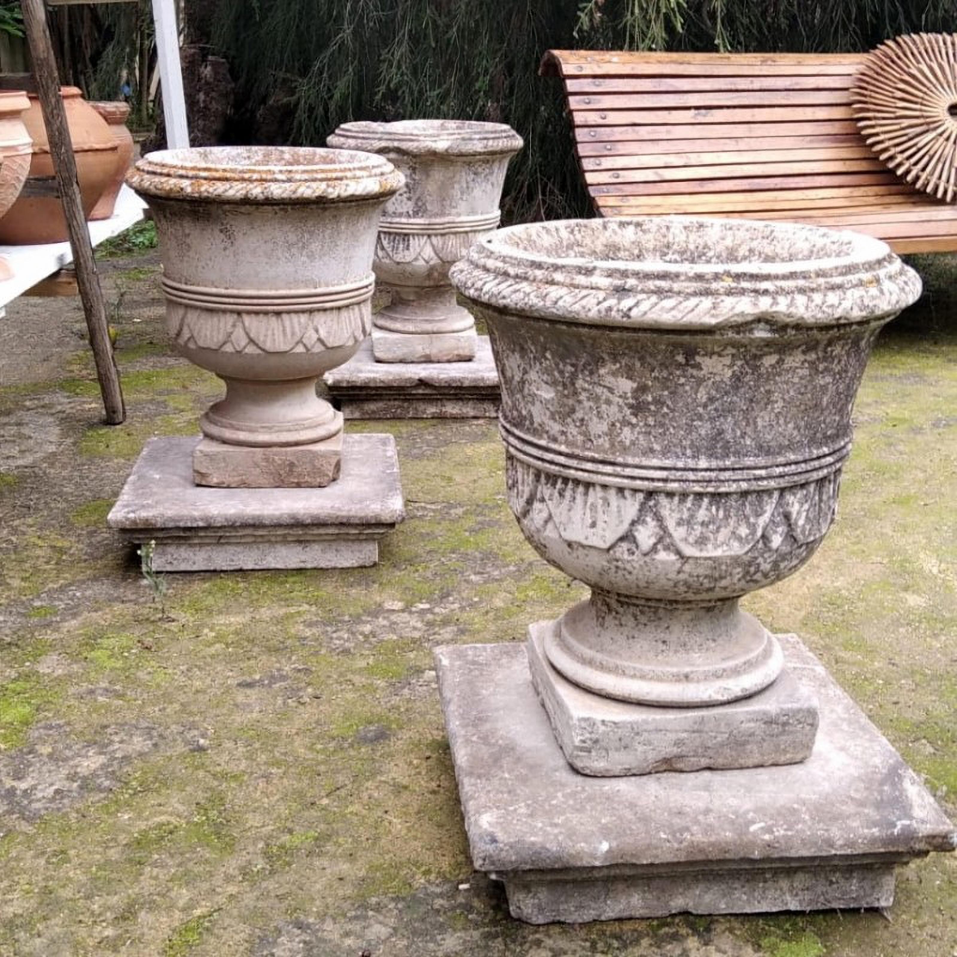 Moderno FANTASTICO e RARO (3) VASI IN PIETRA H56CM XIX secolo in vendita