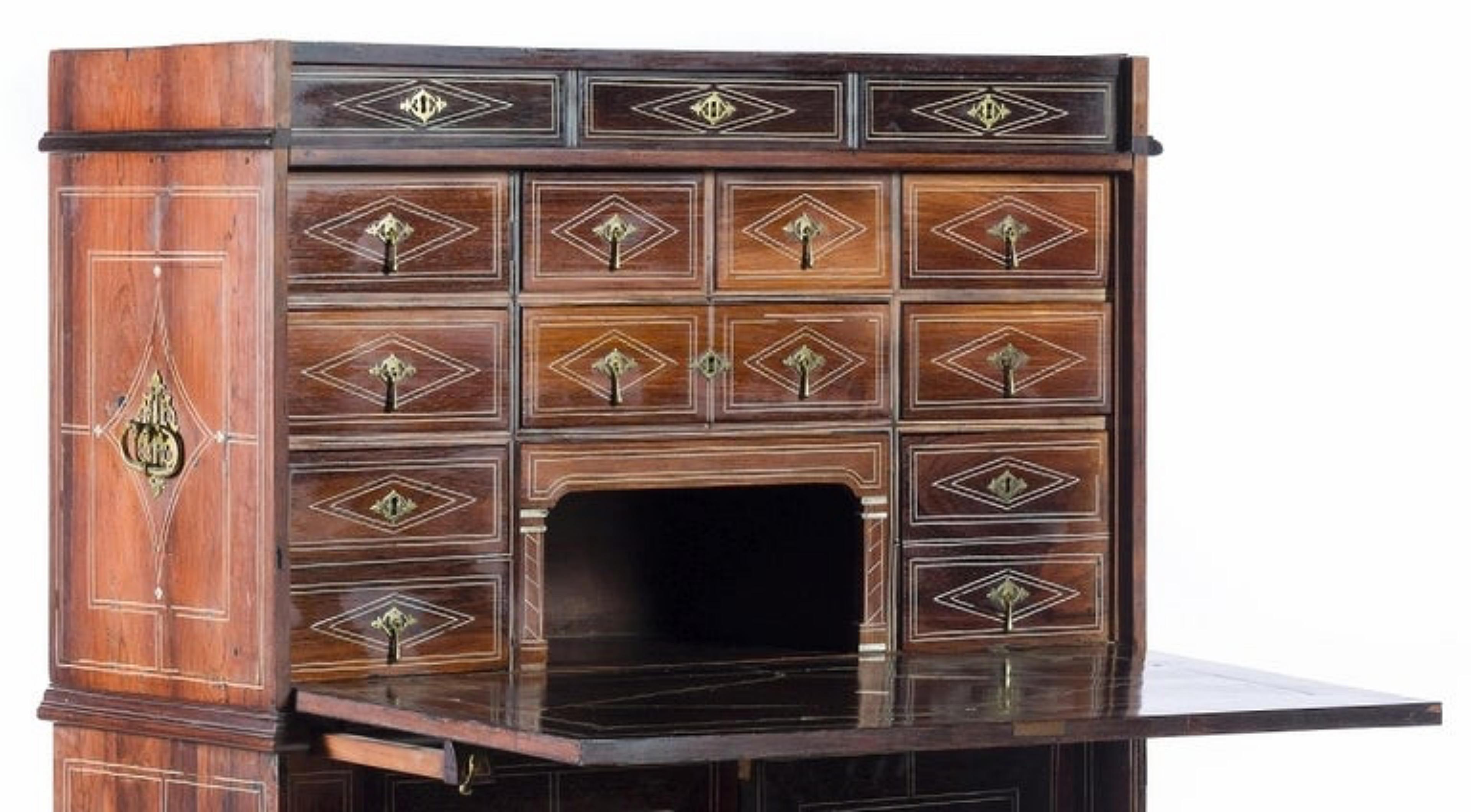 Hand-Crafted Amazing and Rare Philippines Counter 17th Century