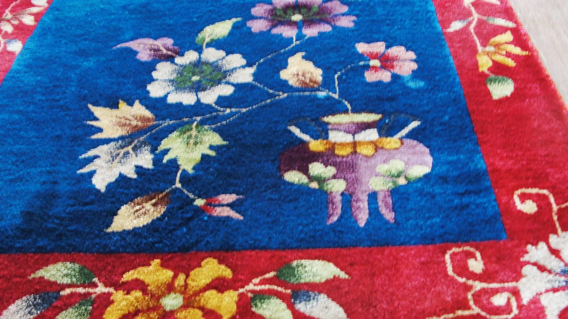 Hand-Woven  Antique Art Deco Chinese Rug For Sale