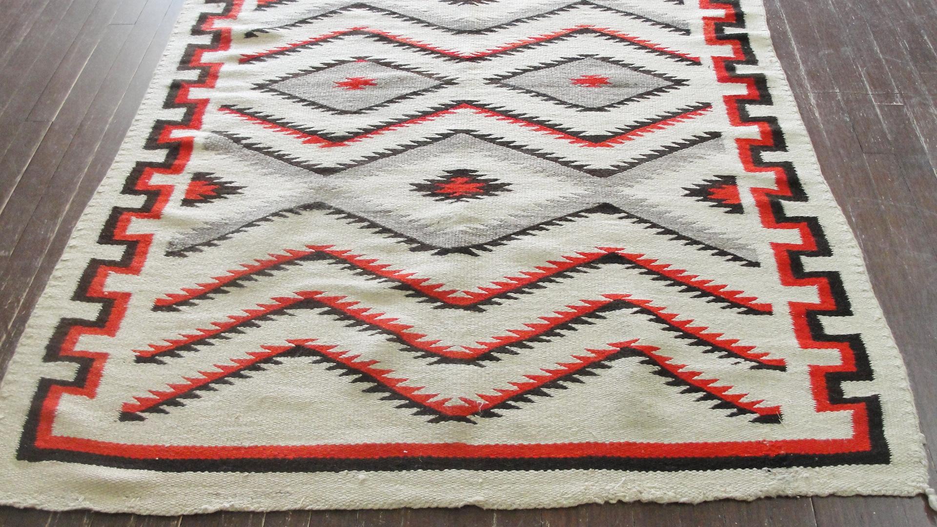 Amazing Antique Navajo Rug In Excellent Condition In Evanston, IL