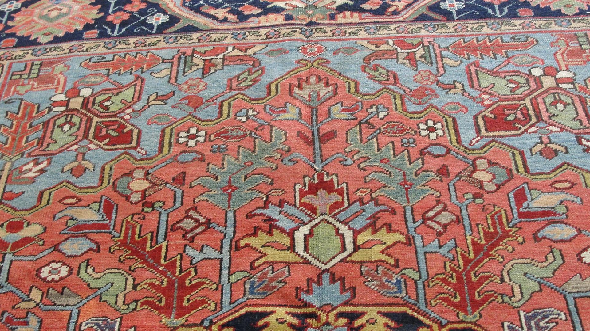 Amazing Antique Persian Heriz Carpet 1