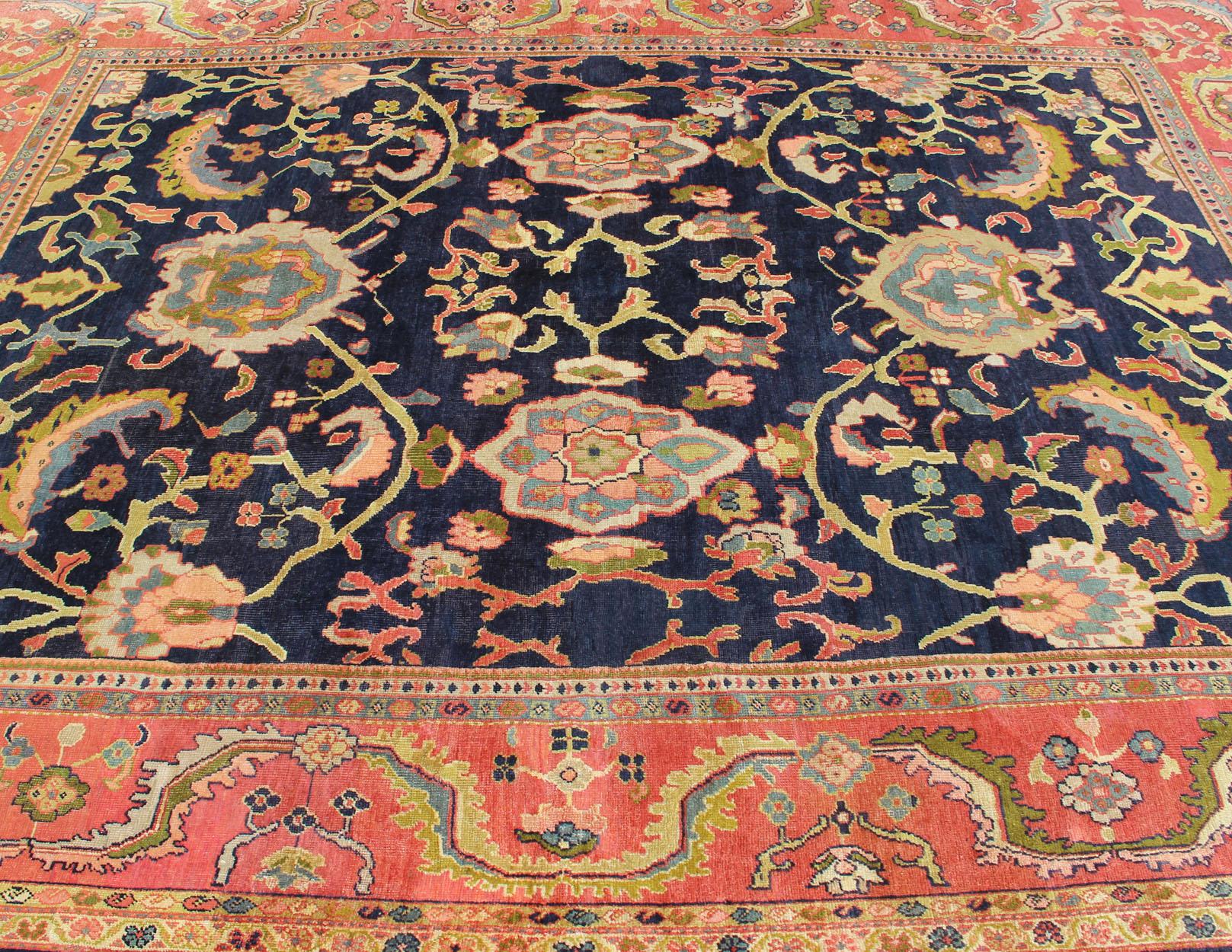 Tapis persan ancien de Sultanabad à fond bleu marine et bordure rouge rose en vente 8
