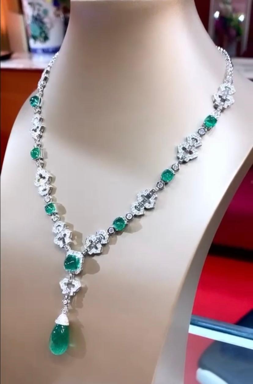 Cabochon AIG certified of 33.91 Ct of emerald and 5.83 ct of diamonds on 18k gold necklac For Sale