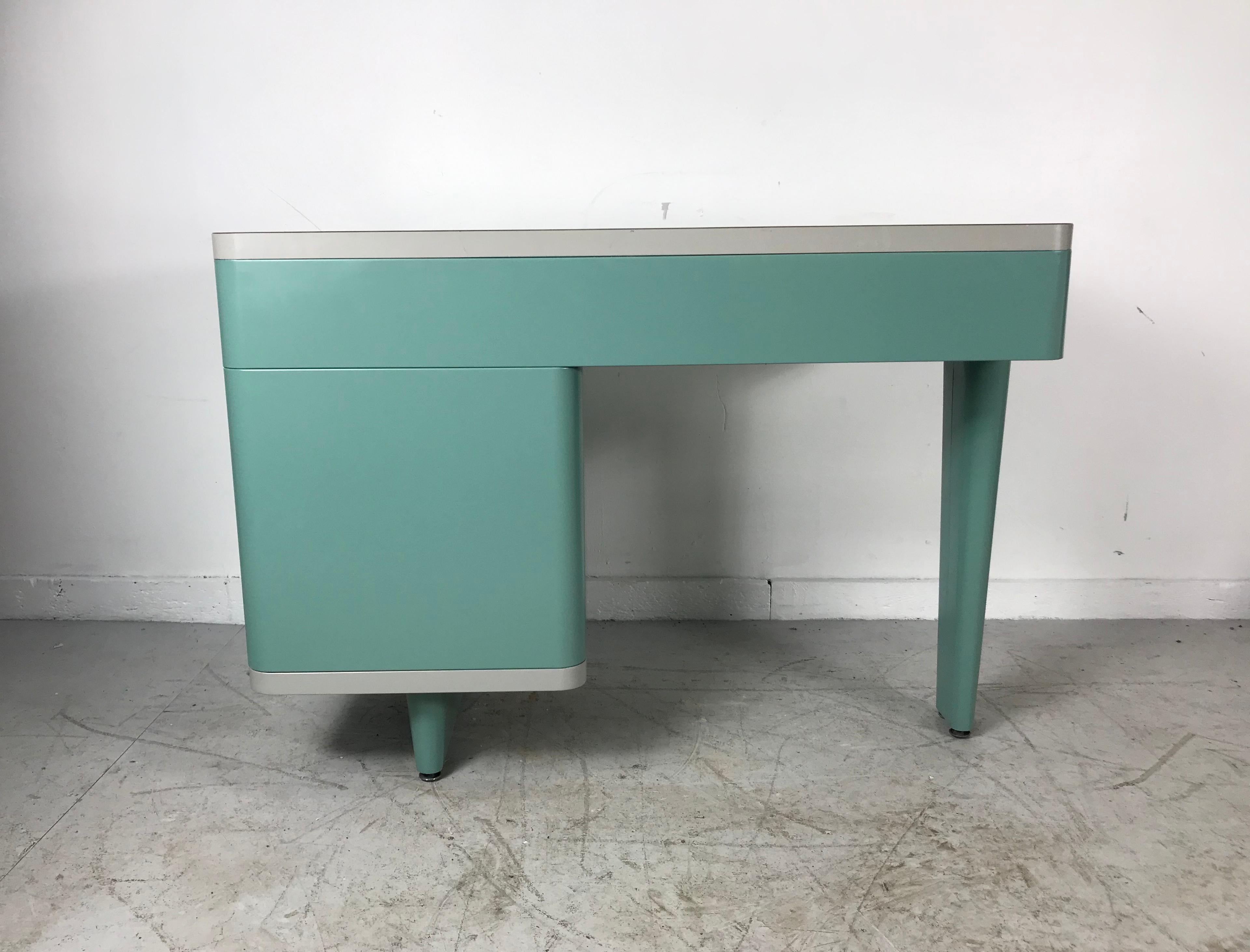 Amazing Art Deco Machine Age Metal Desk by Royal Metal Co. after Kem Weber In Good Condition In Buffalo, NY