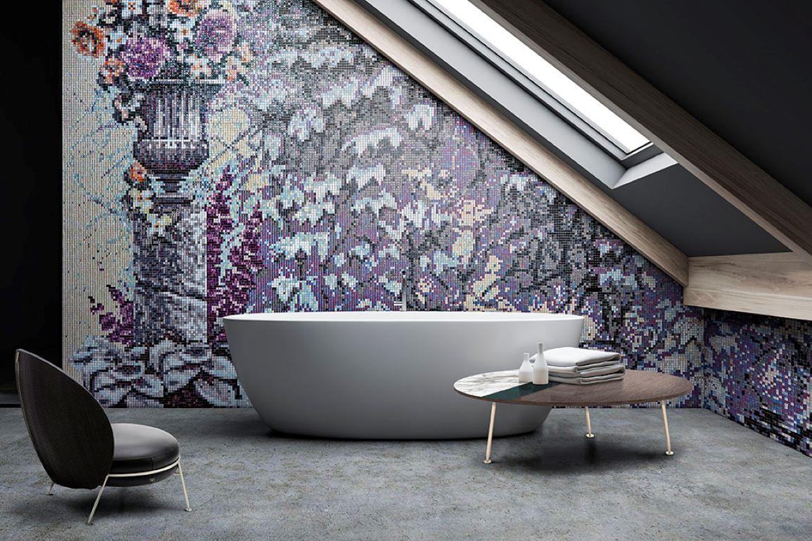 Italian Amazing Bathrooms Glass Décor for Walls and Floors Customizable For Sale
