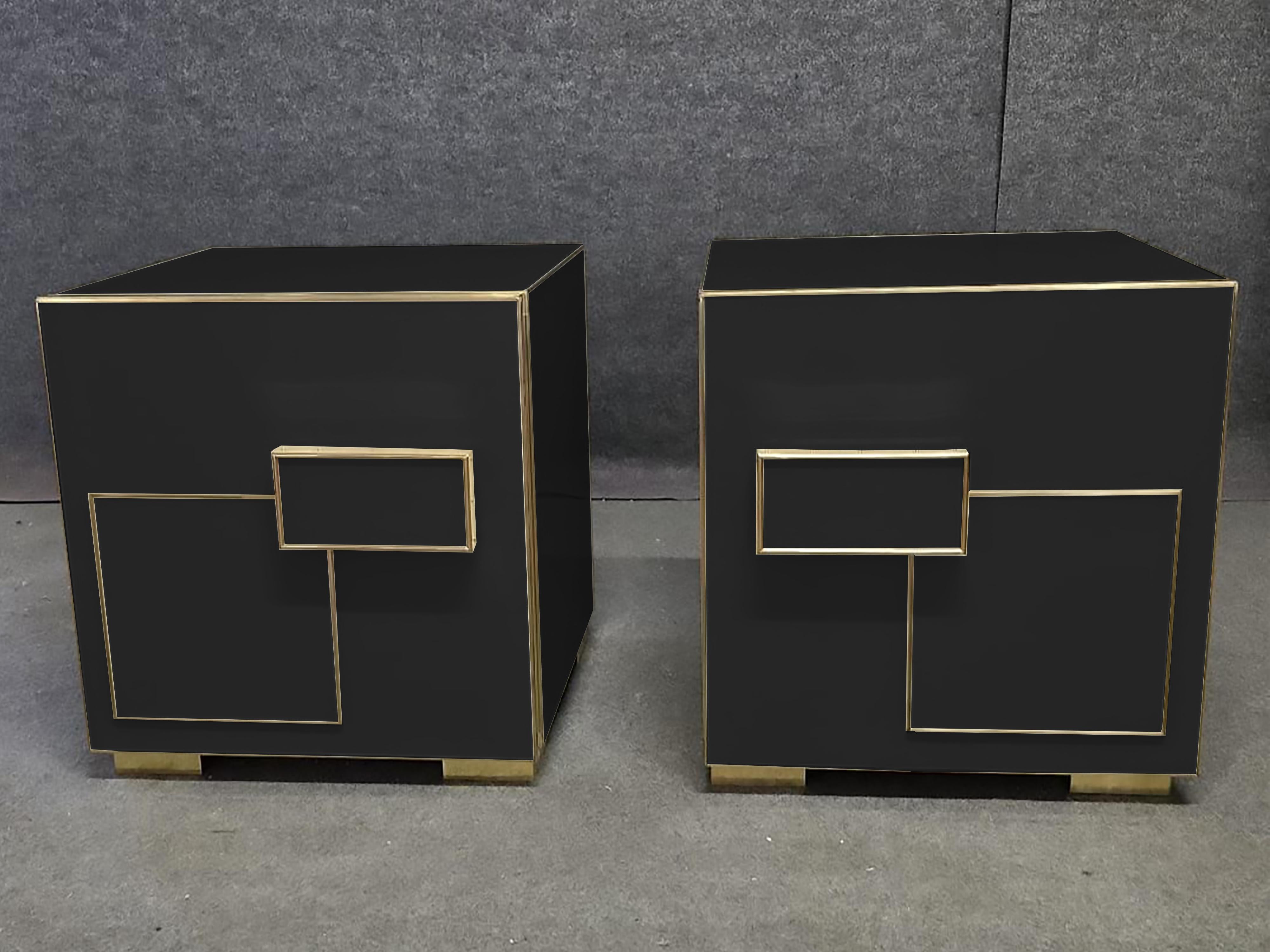 Amazing Black Murano Glass & Brass nightstands in Art Deco style Justfurnituress Neuf - En vente à Guazzora, IT