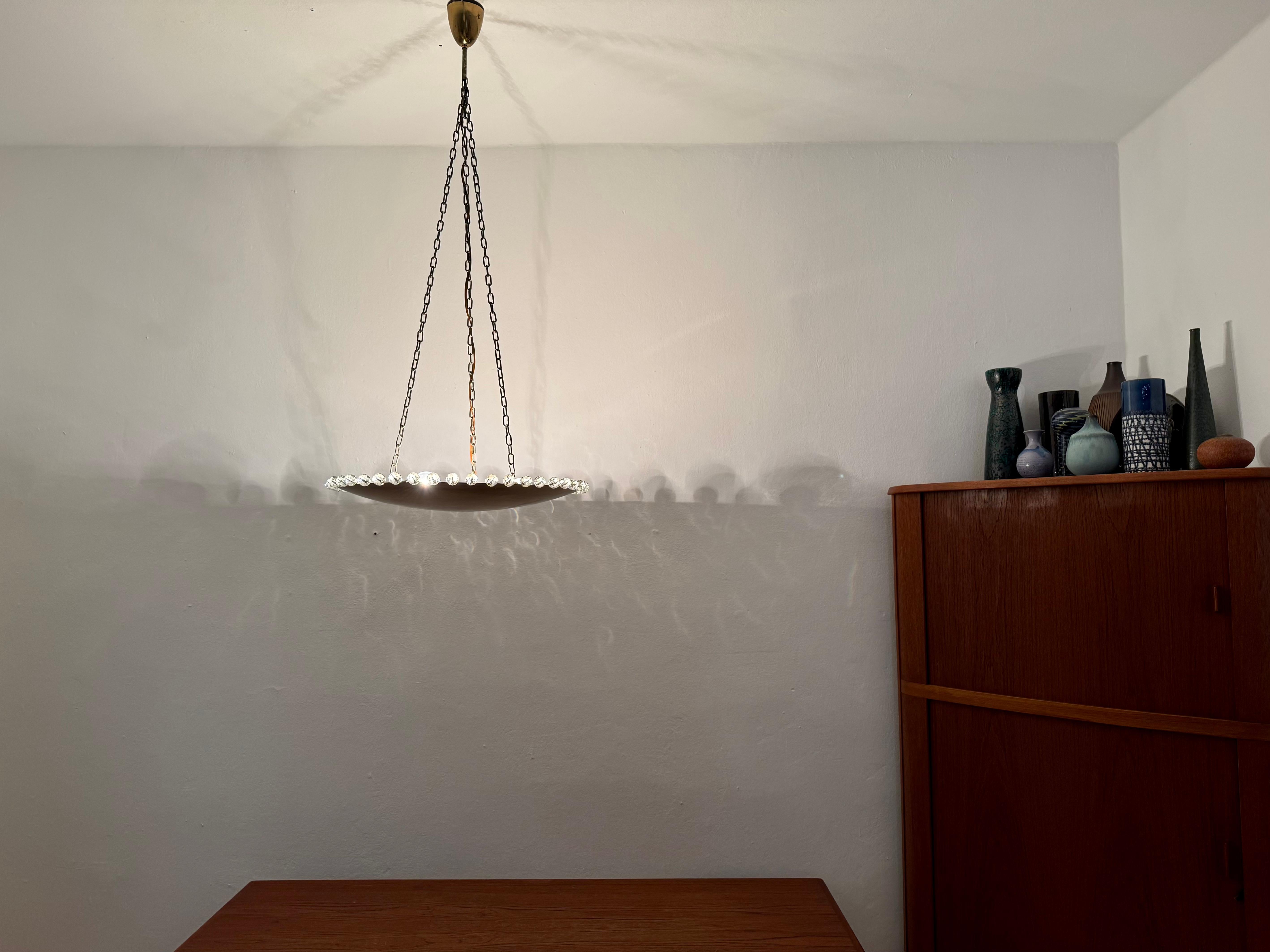 Magnifique lampe suspendue en laiton avec cristaux de Rupert Nikoll en vente 2