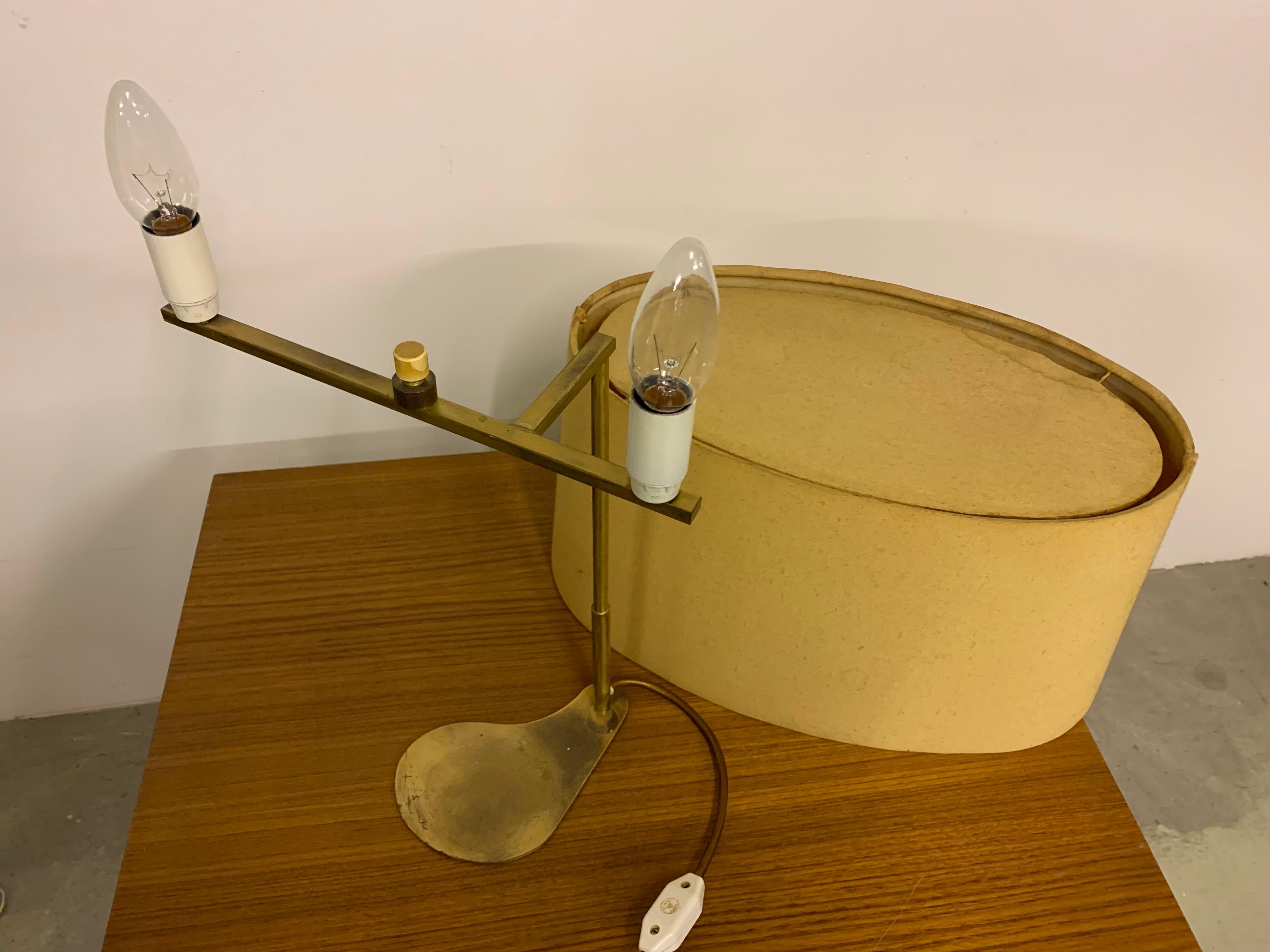 Laiton Amazing Brass Table Lamp en vente