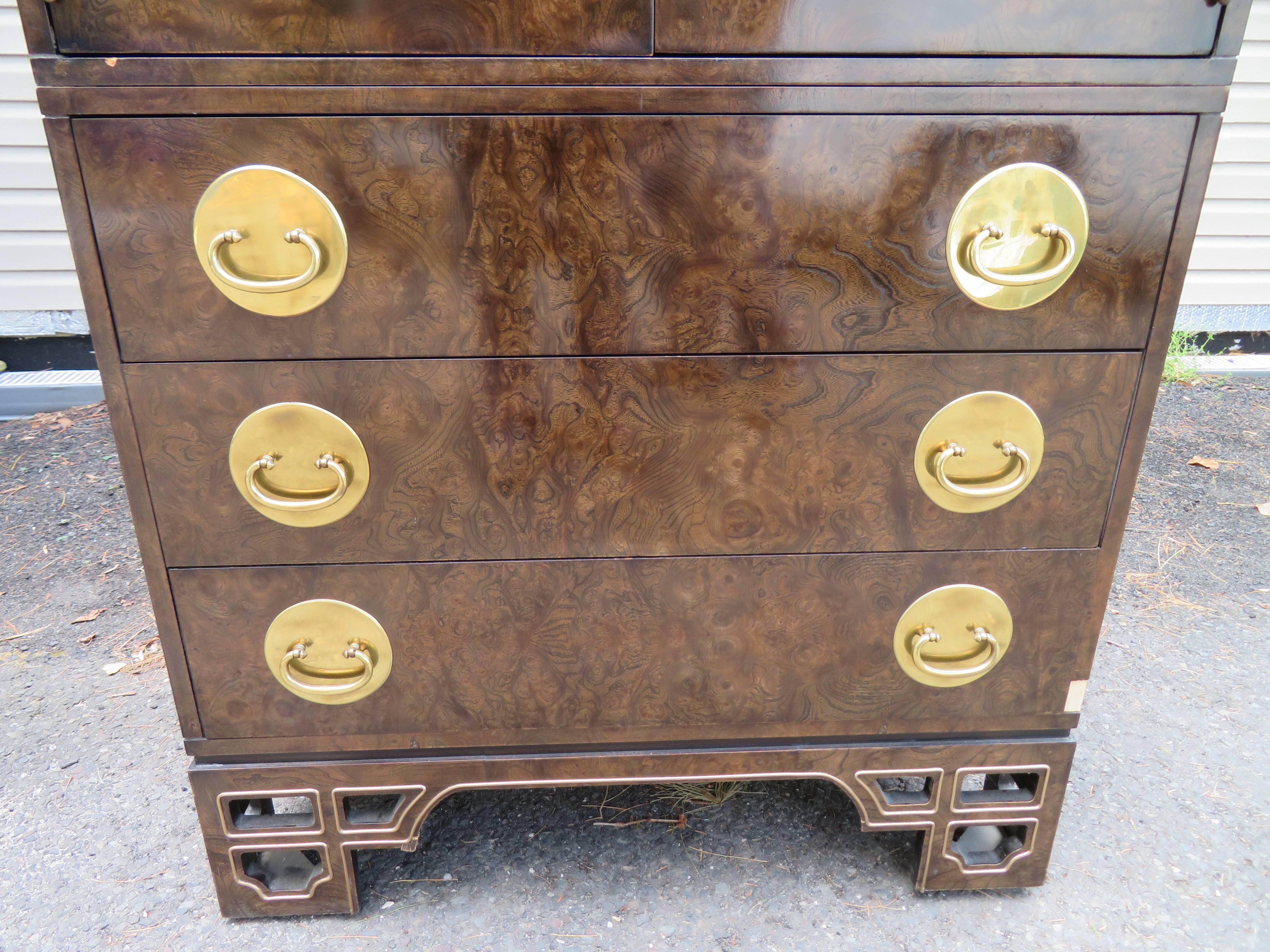 Amazing Burled Amboyna Brass Mastercraft Two-Piece Tall Dresser Chinoiserie In Good Condition For Sale In Pemberton, NJ