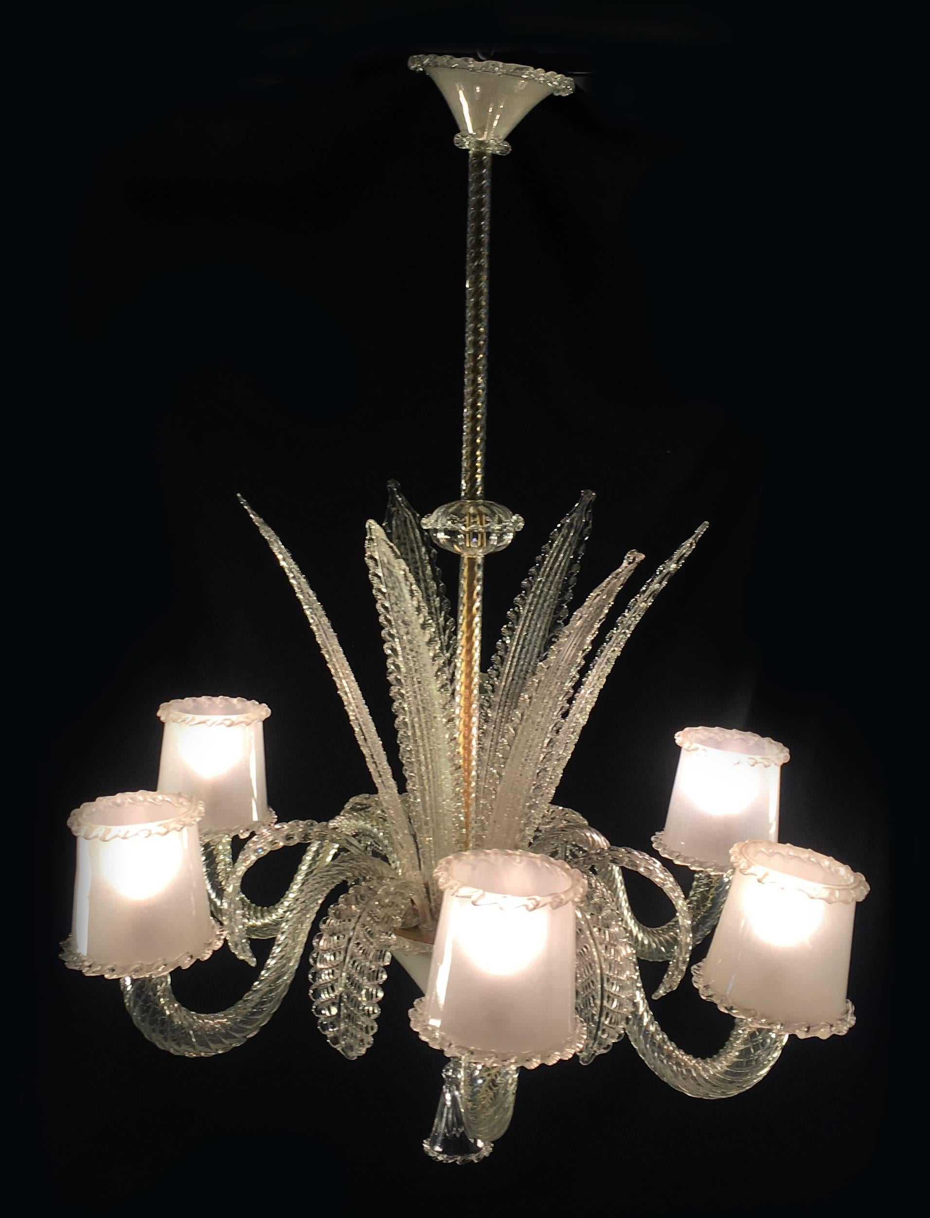 Italian Amazing Chandelier by Barovier & Toso, Murano, 1940s For Sale