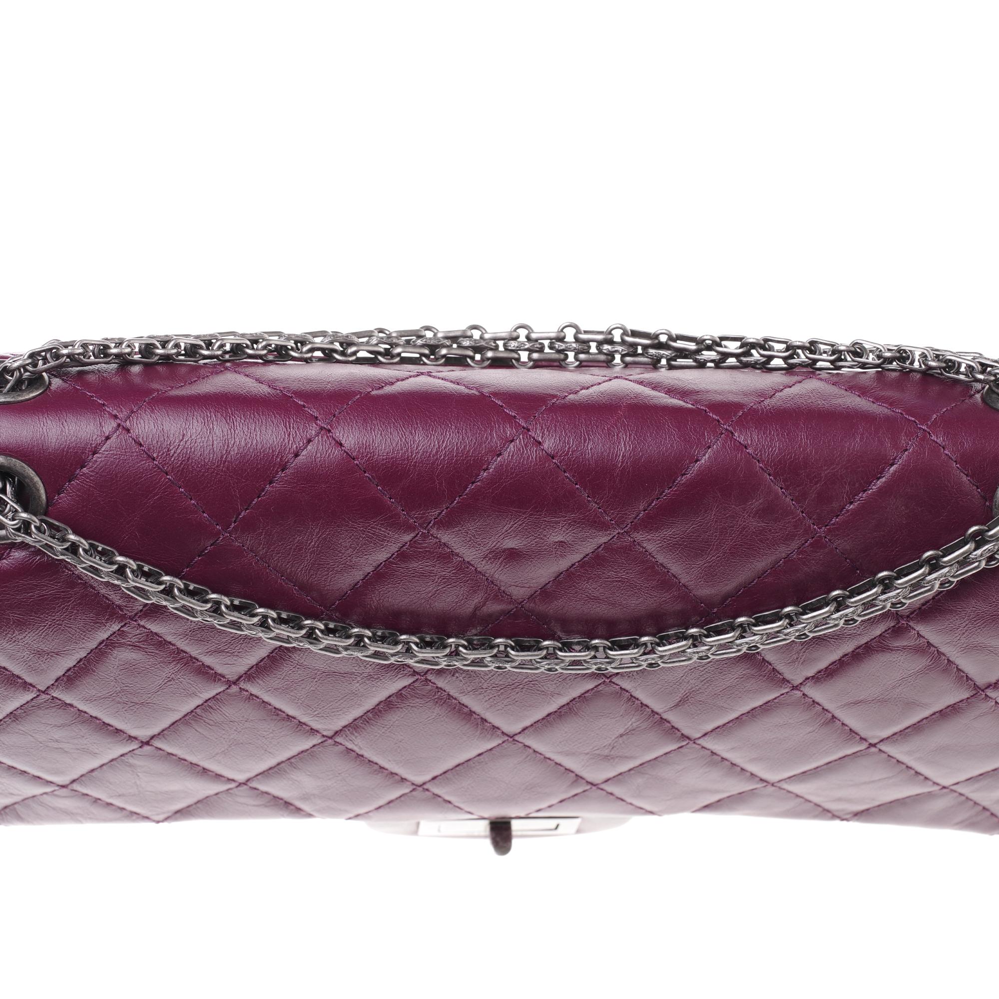Amazing Chanel 2.55 Reissue handbag in plum quilted leather 5