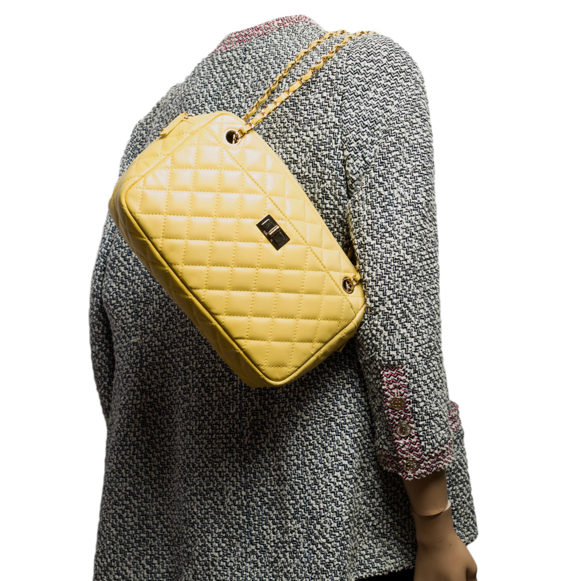 Amazing Chanel Camera shoulder bag in Yellow lime quilted leather, GHW 4