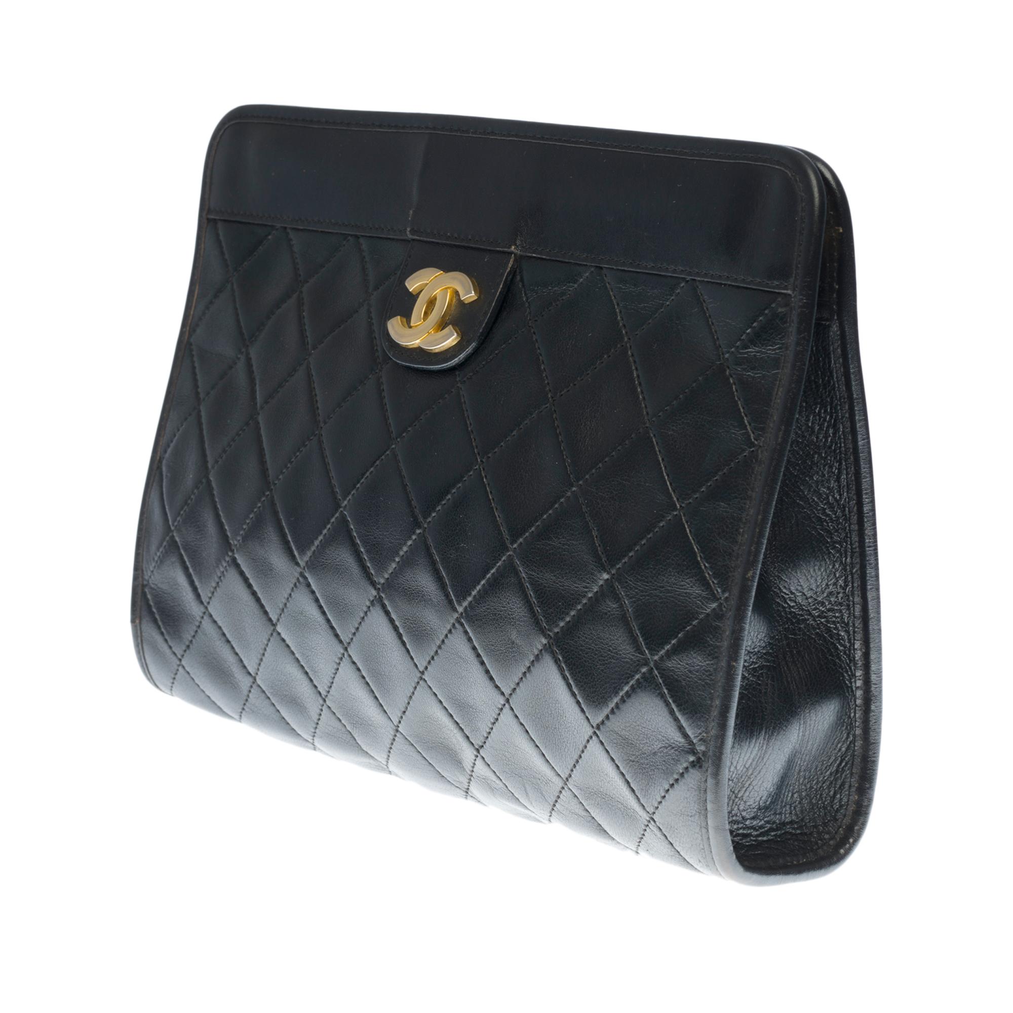Black Amazing Chanel Classic Clutch in black quilted lambskin 