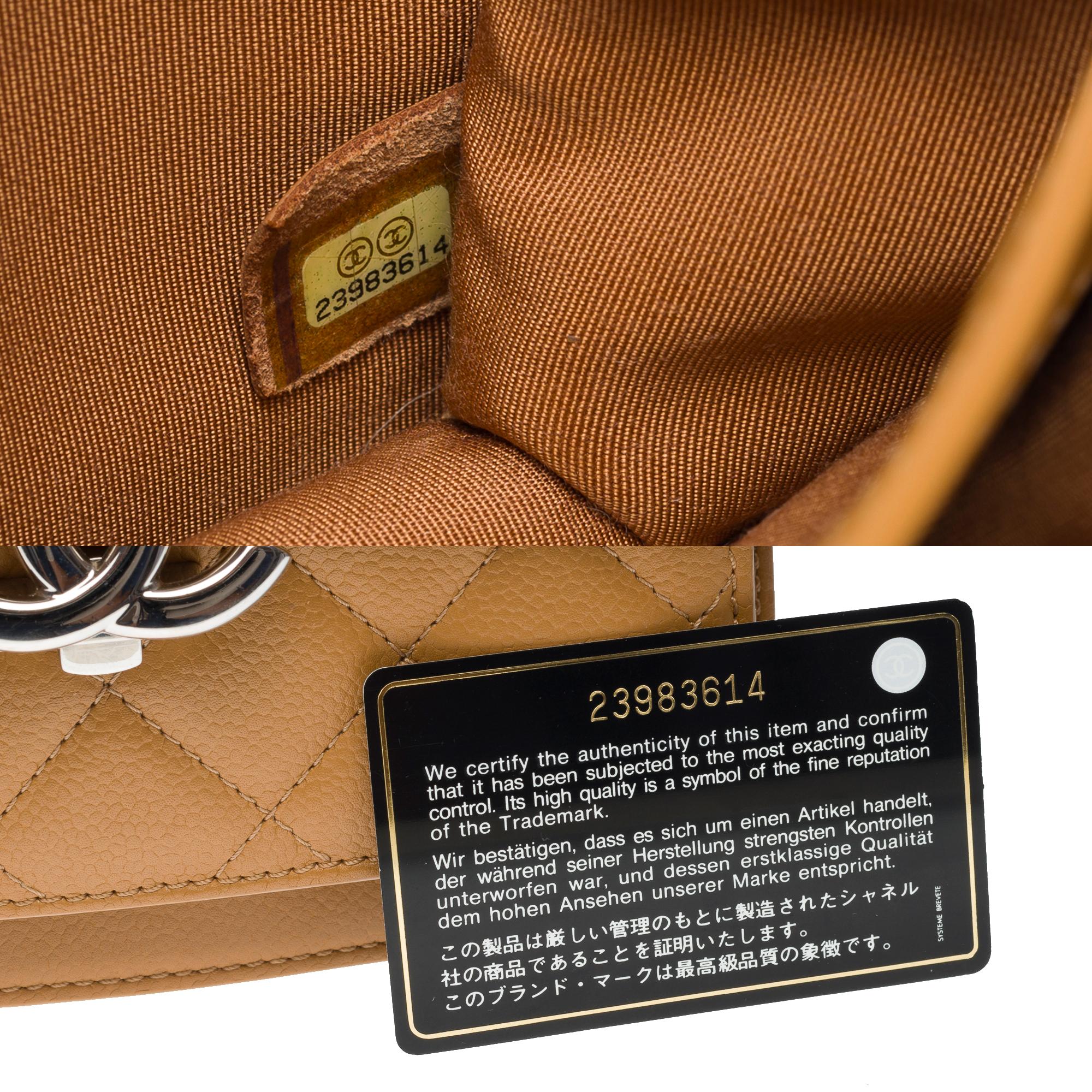 Amazing Chanel Classic Schulterklappe Tasche in Gold gesteppt Kaviar Leder , SHW im Angebot 2