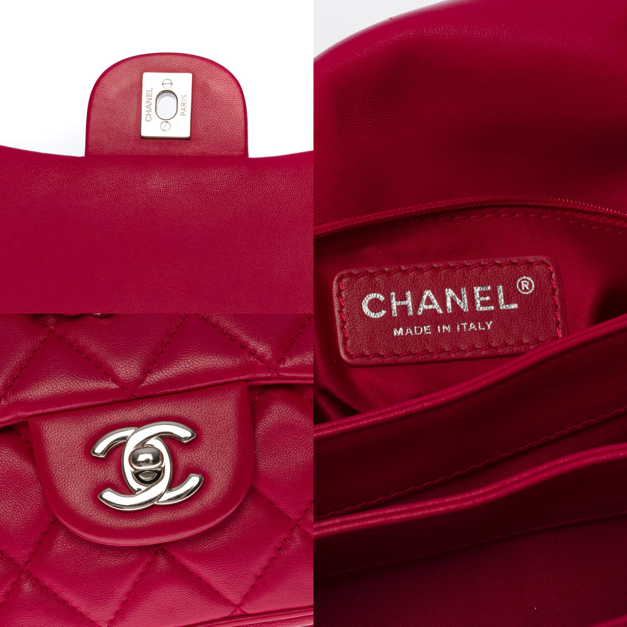 Amazing Chanel Classic shoulder Flap bag in red quilted lambskin