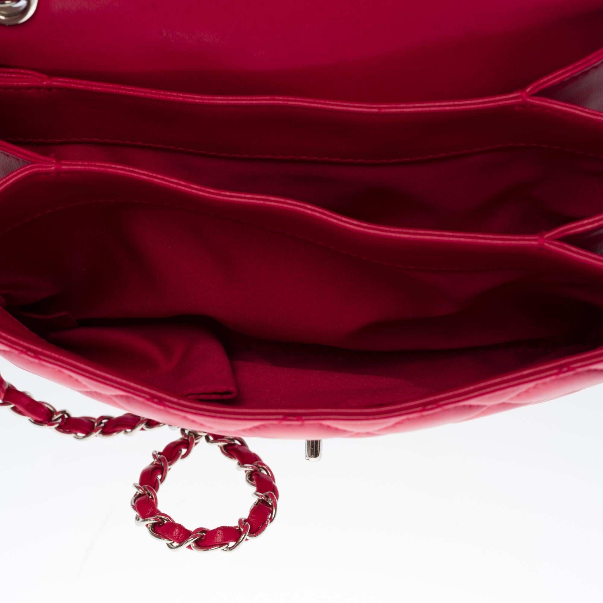 Amazing Chanel Classic shoulder Flap bag in red quilted lambskin
