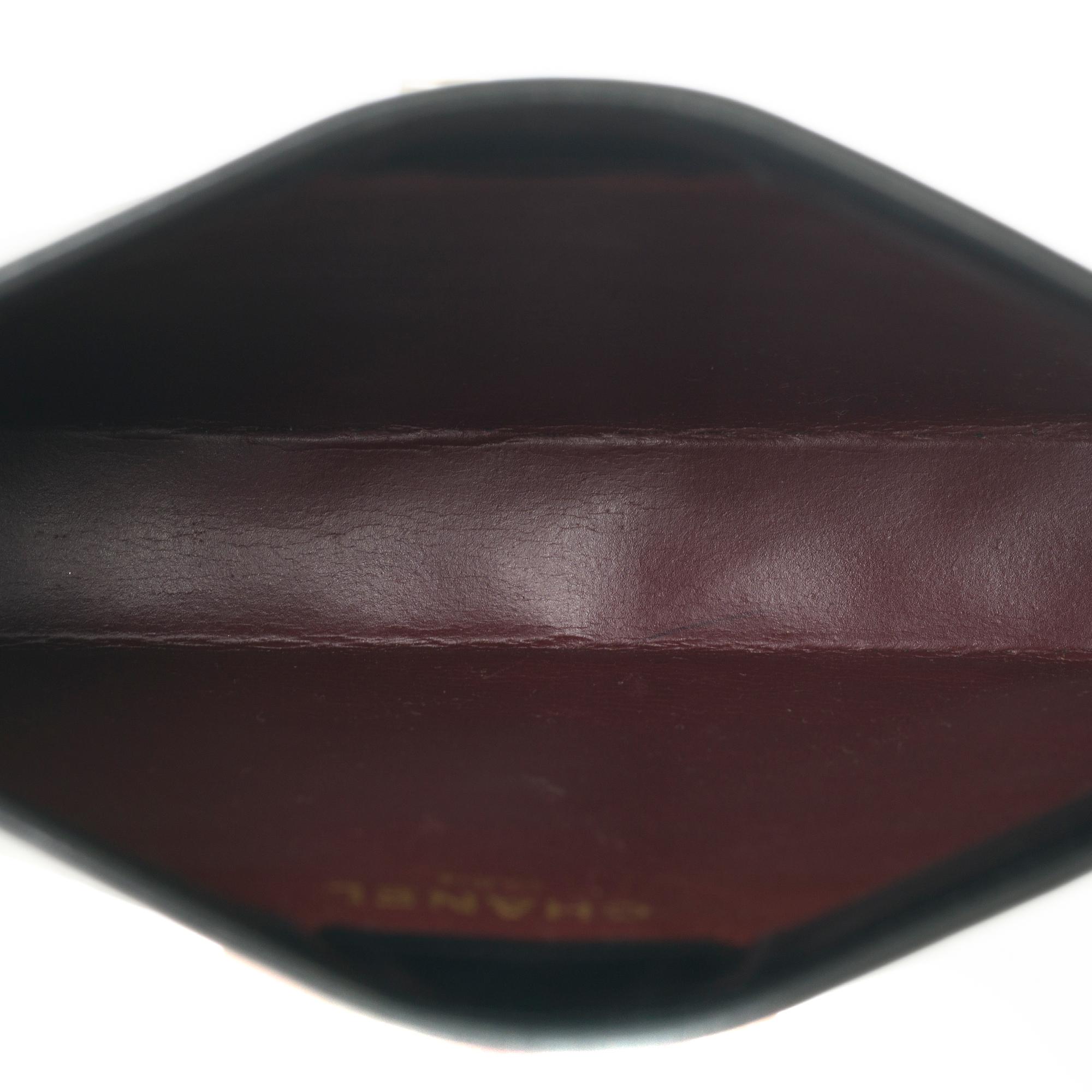 Amazing Chanel Clutch in schwarz gesteppt Lammfell ausgezeichneten Zustand ! 1