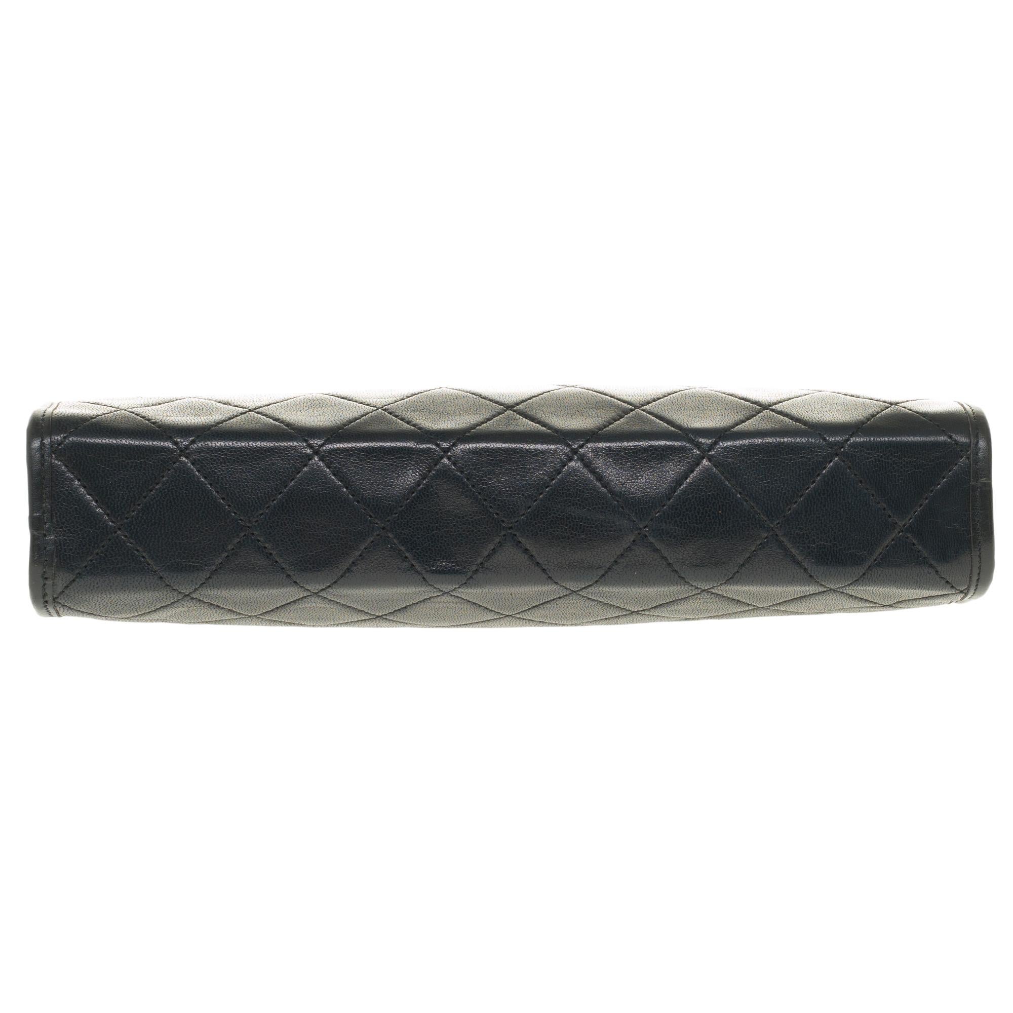 Amazing Chanel Clutch in schwarz gesteppt Lammfell ausgezeichneten Zustand ! 2