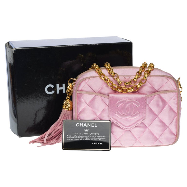 Amazing Chanel Coco Crush Mini Camera shoulder flap bag in Pink satin, GHW